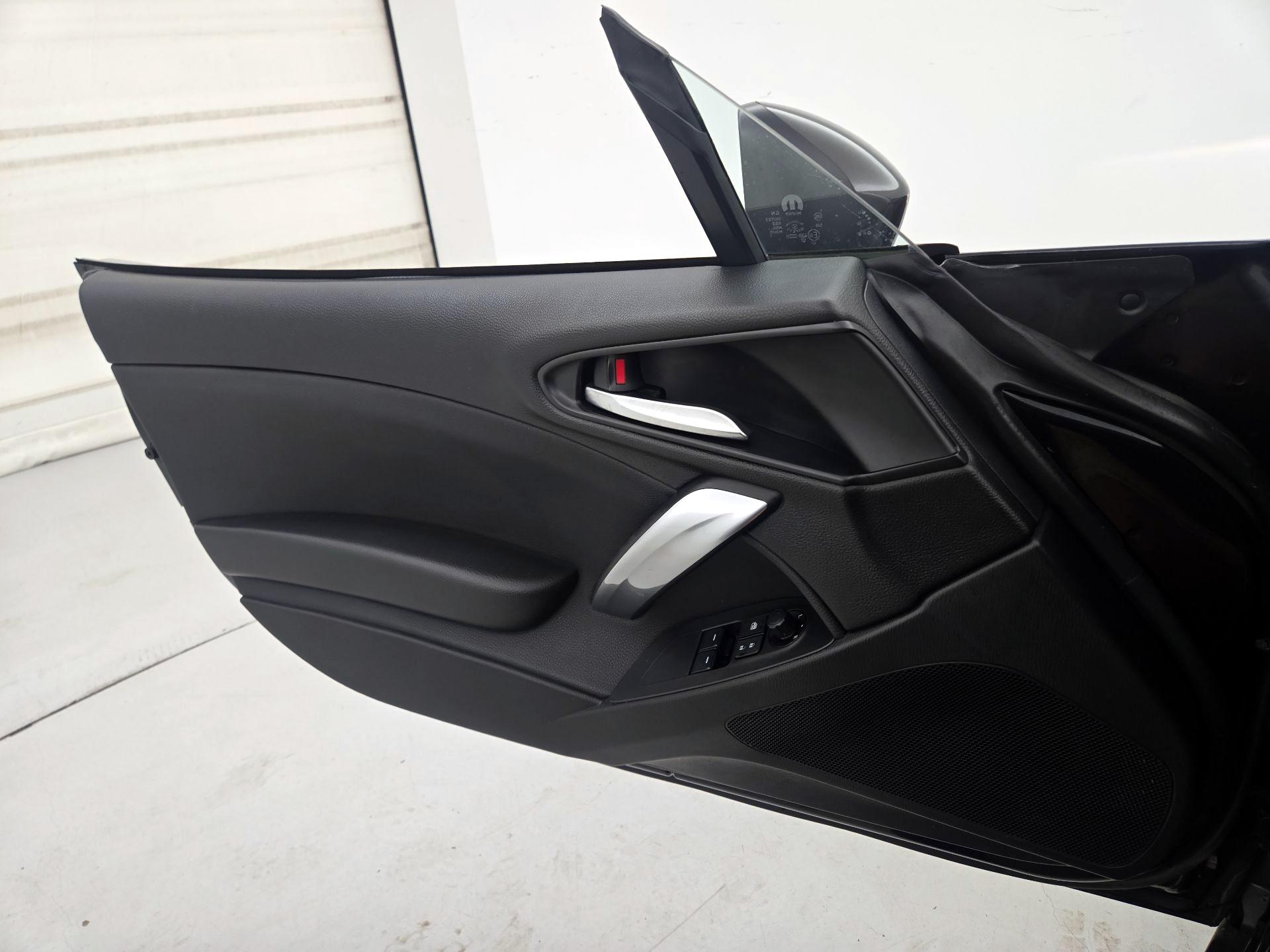 Thumbnail: 2019 Fiat 124 Spider - 12