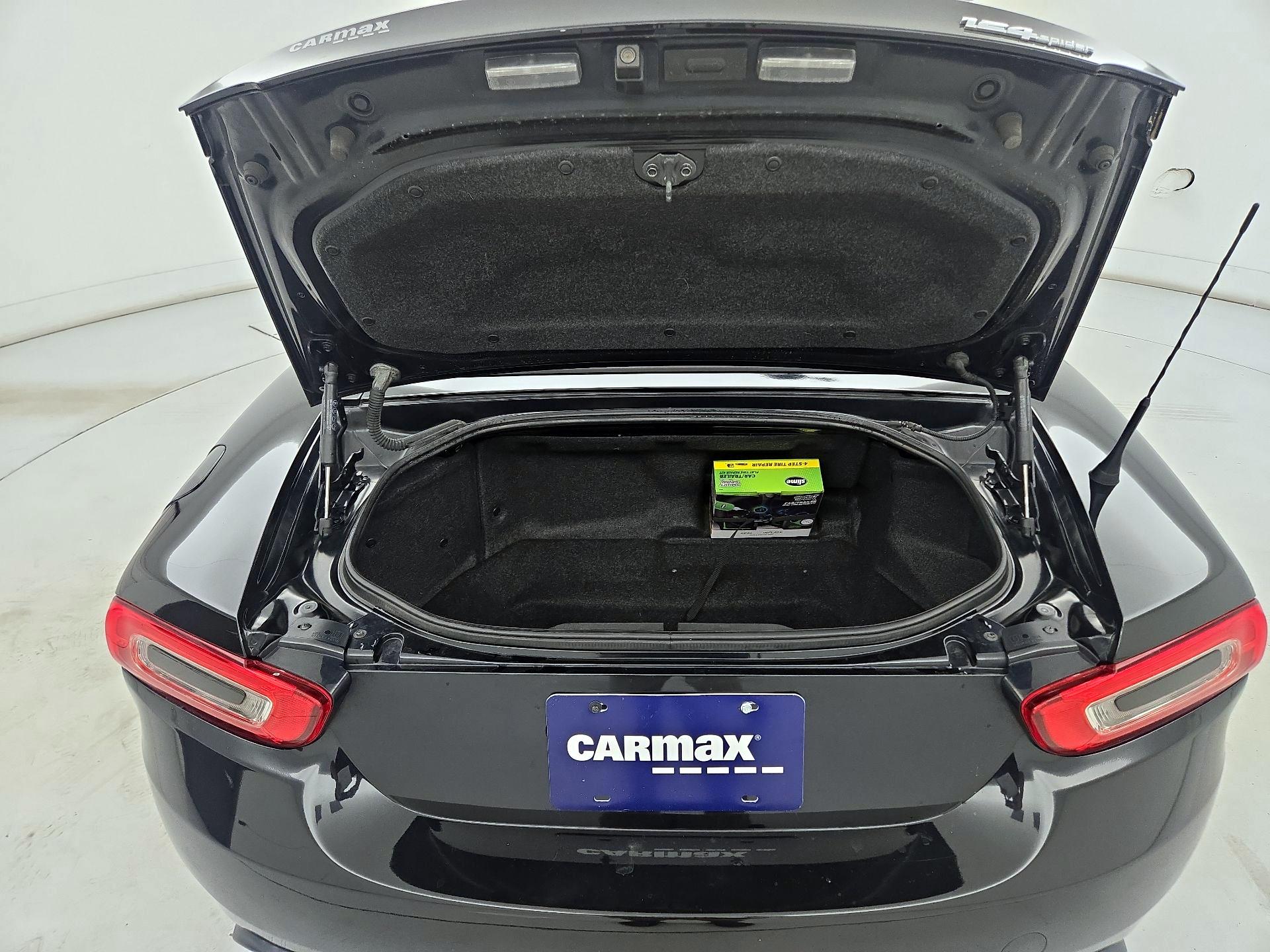 Thumbnail: 2019 Fiat 124 Spider - 20