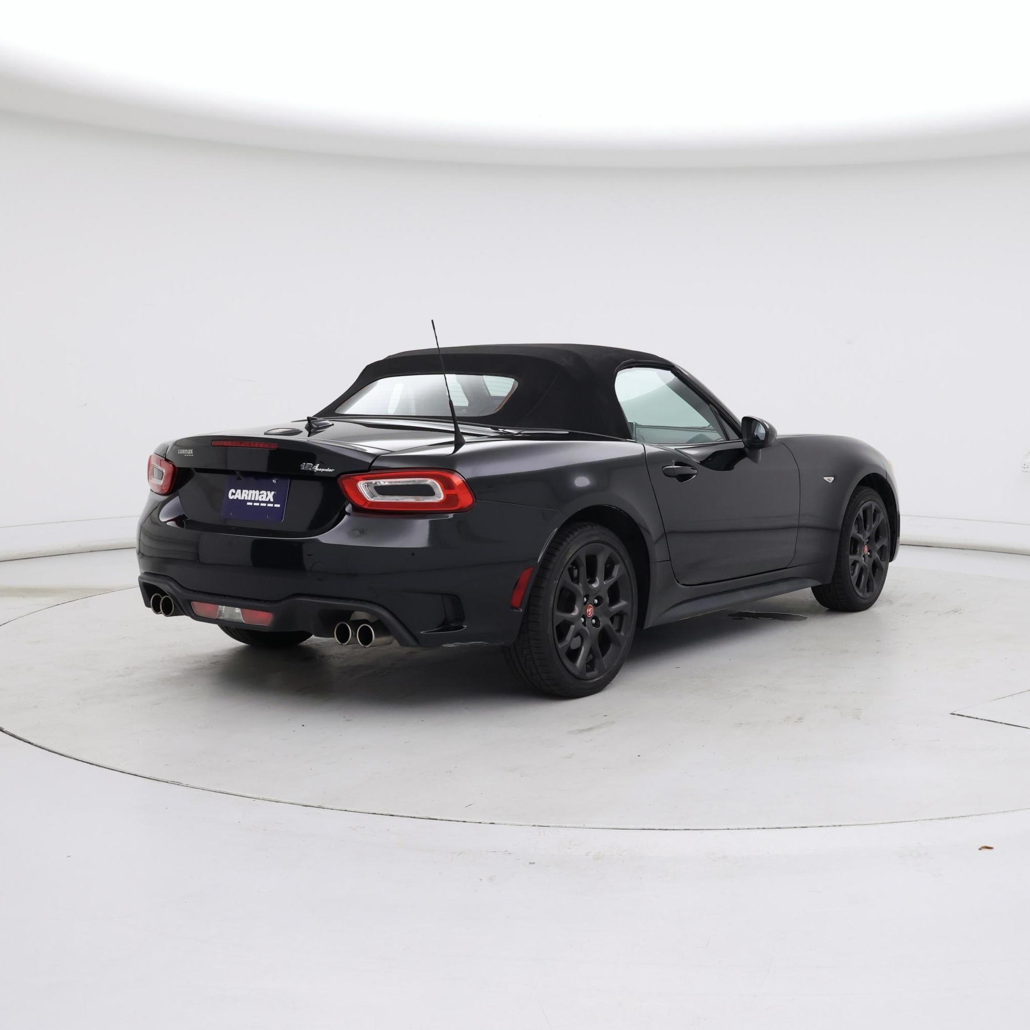 Thumbnail: 2019 Fiat 124 Spider - 8