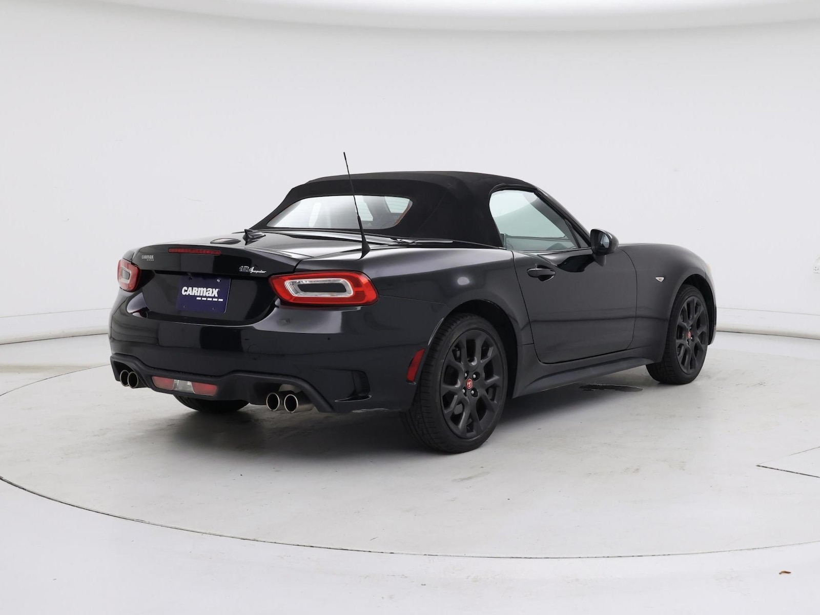 2019 FIAT 124 Spider Abarth - Photo 9