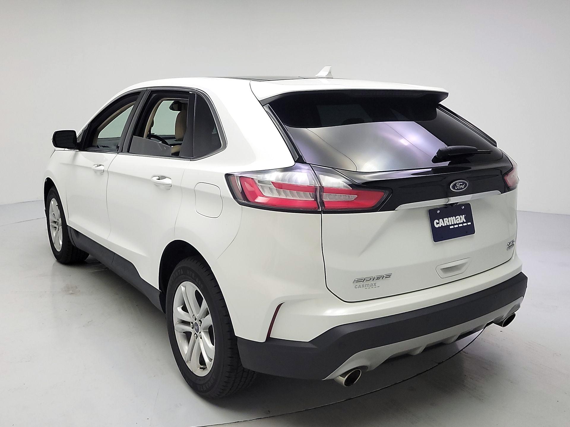 Thumbnail: 2020 Ford Edge - 7