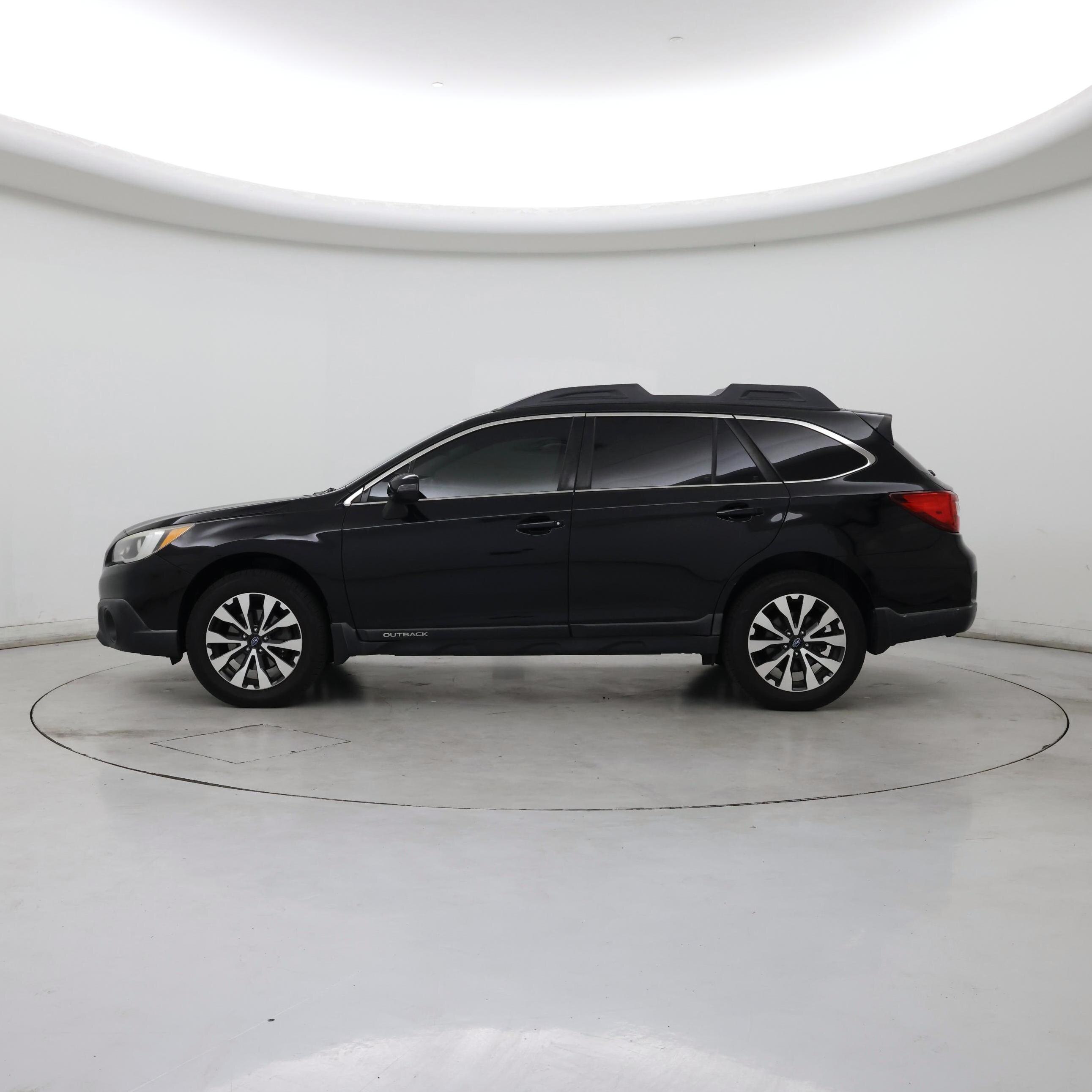 Thumbnail: 2017 Subaru Outback - 3