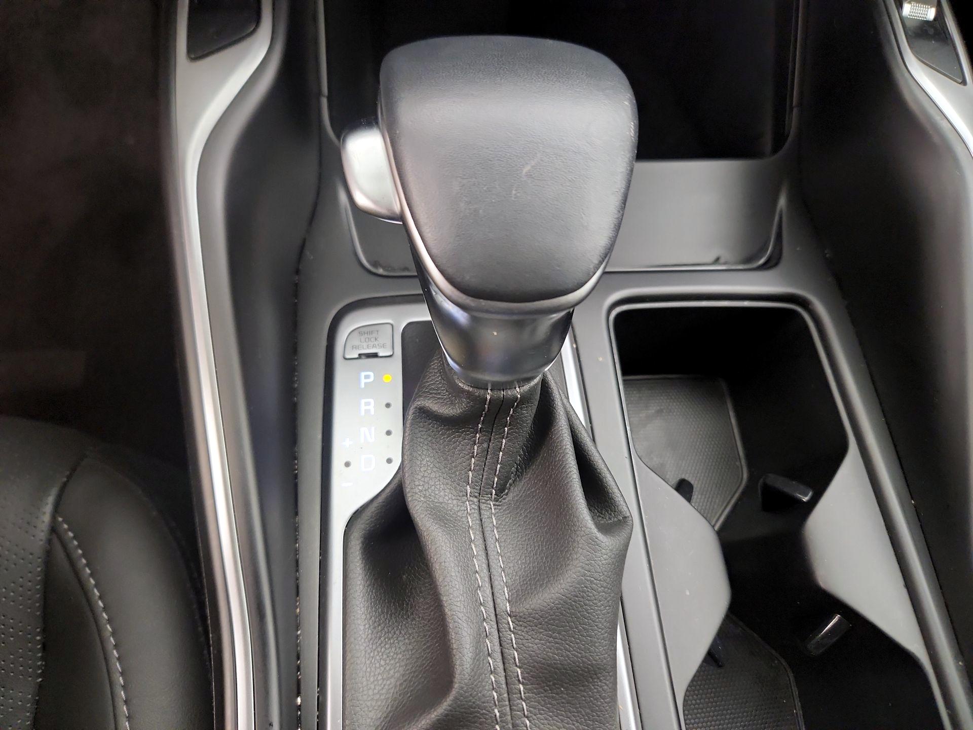 Thumbnail: 2023 Kia Sorento - 17