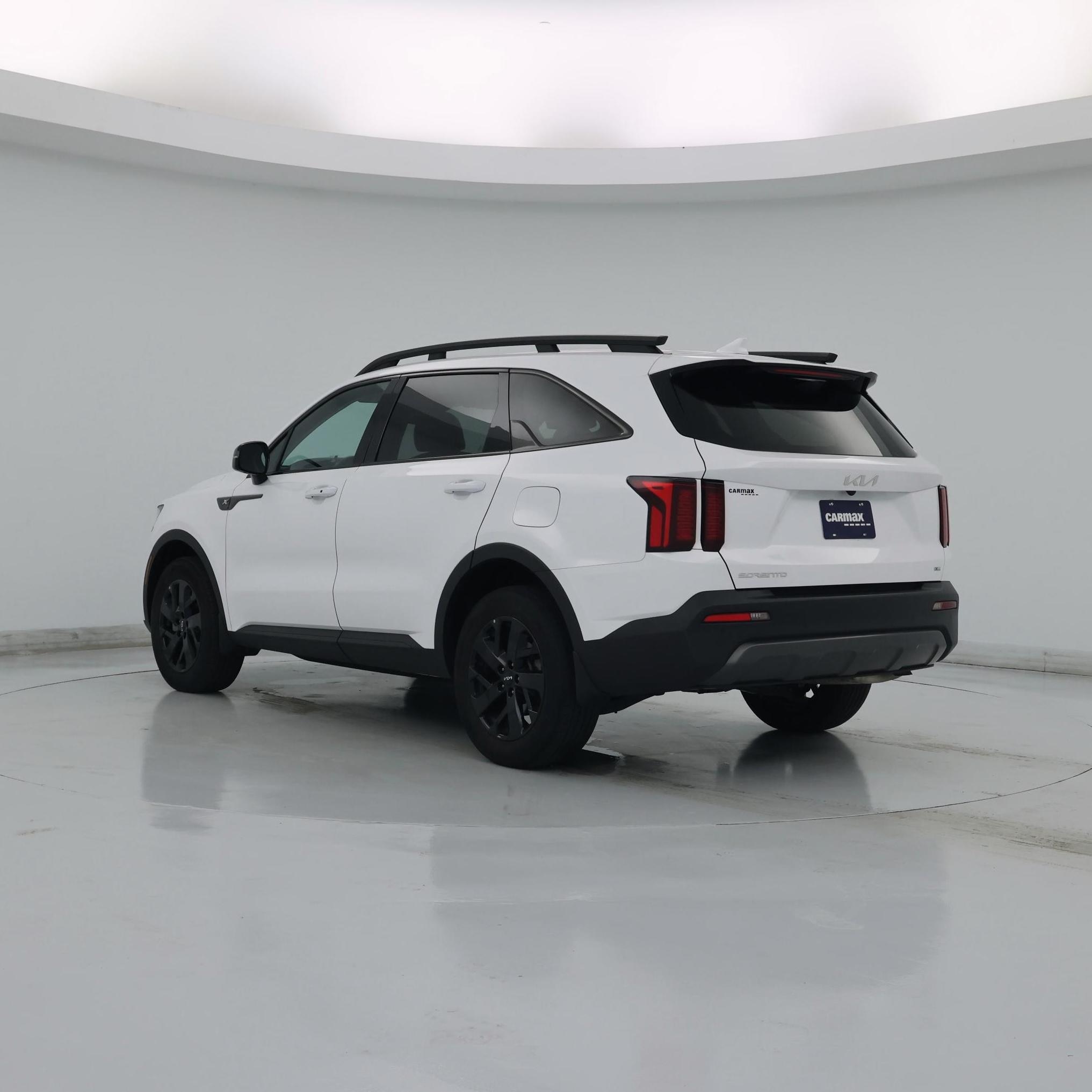 Thumbnail: 2023 Kia Sorento - 2