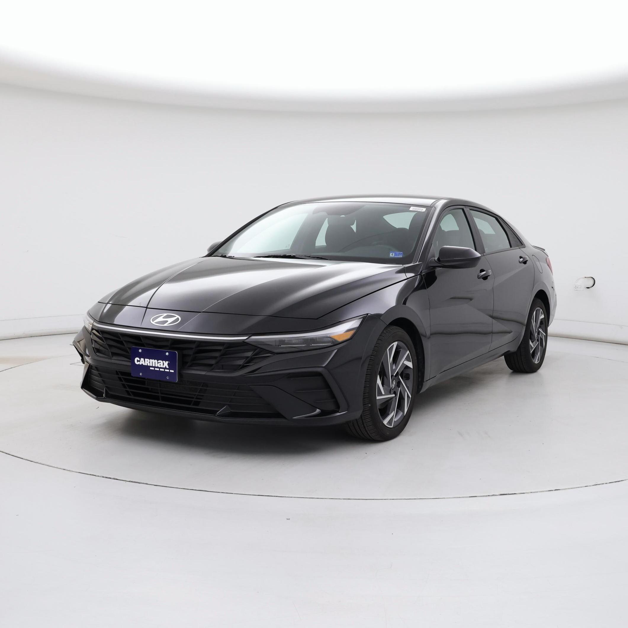 Thumbnail: 2025 Hyundai Elantra - 4