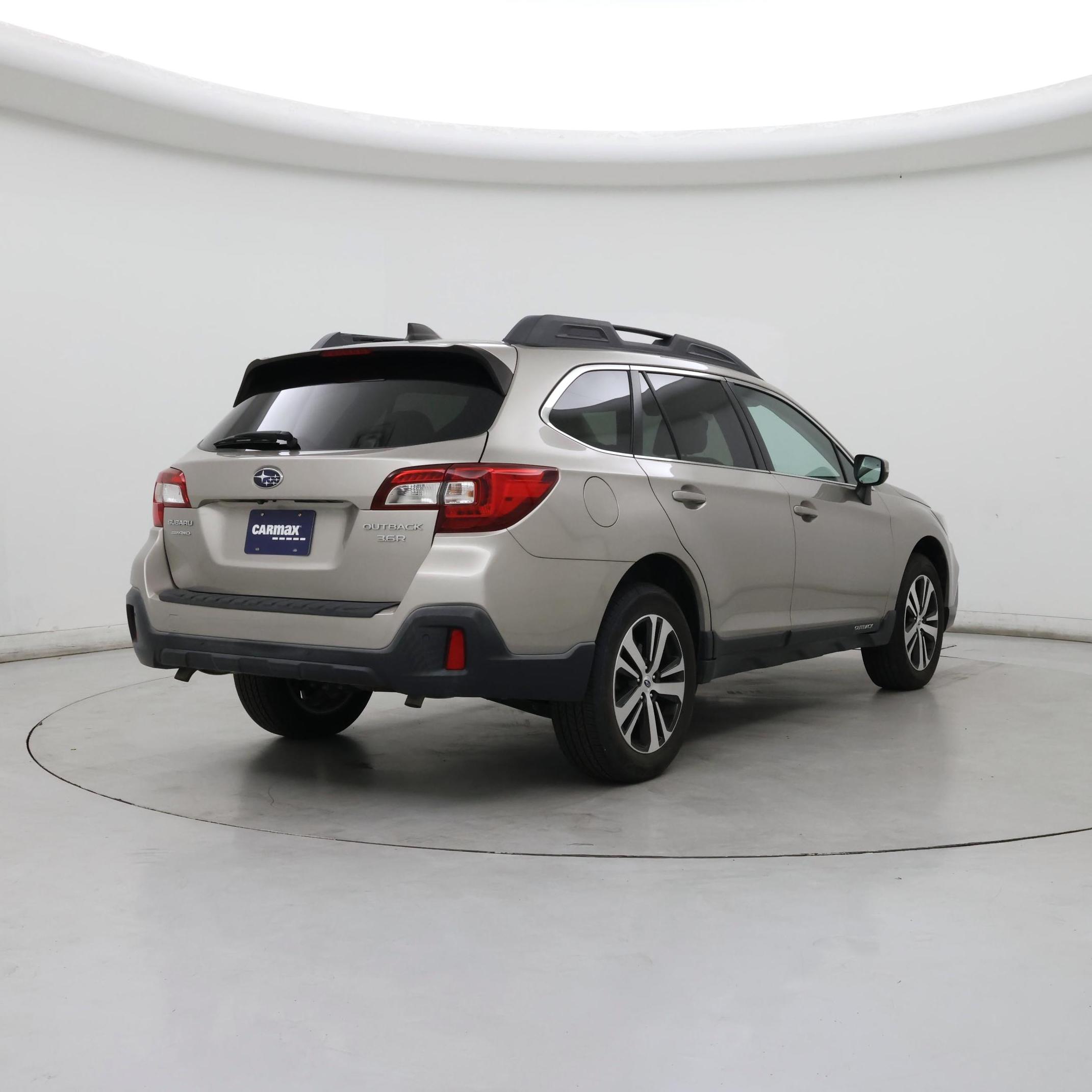 Thumbnail: 2018 Subaru Outback - 8