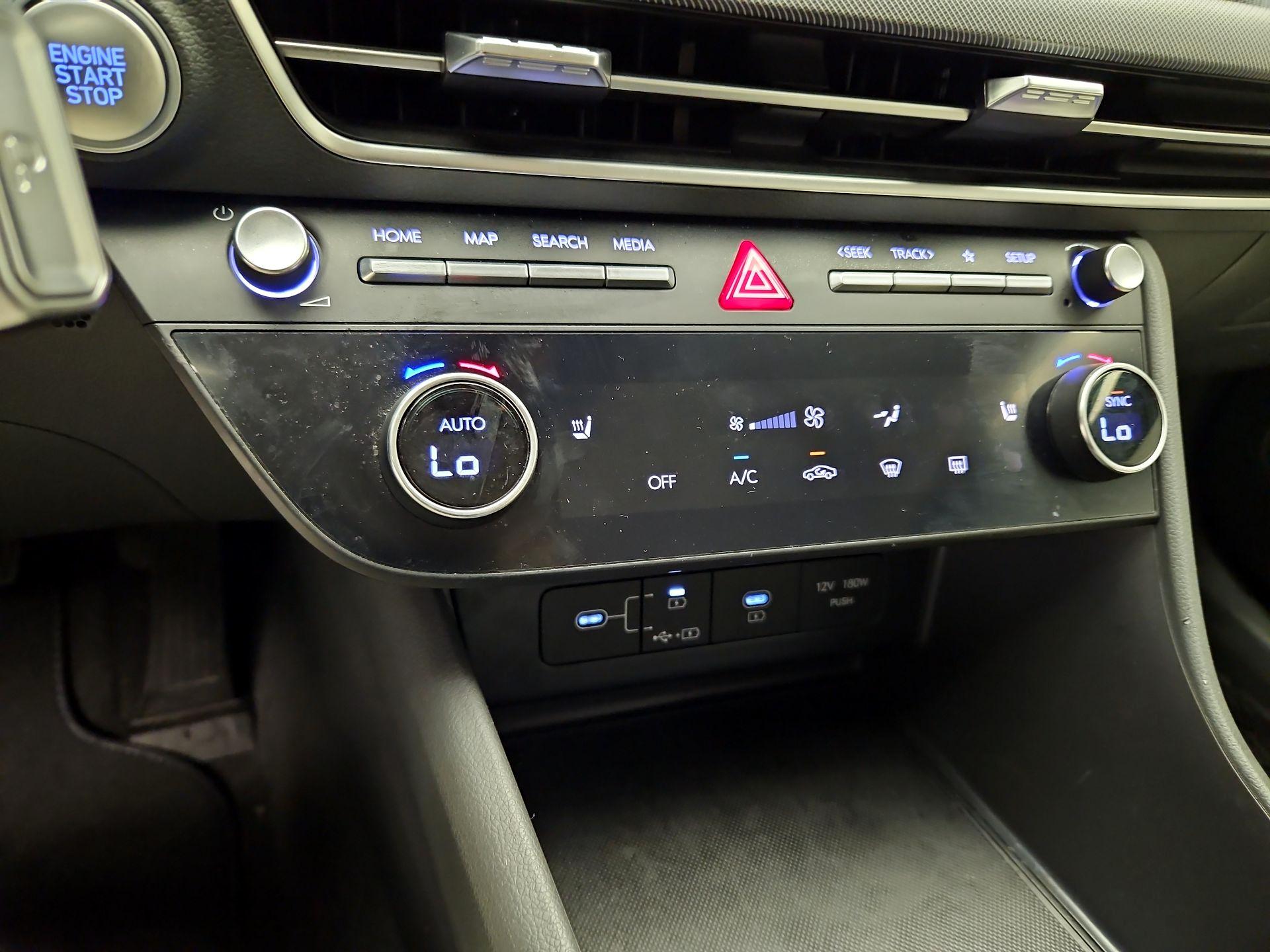 Thumbnail: 2025 Hyundai Sonata - 16