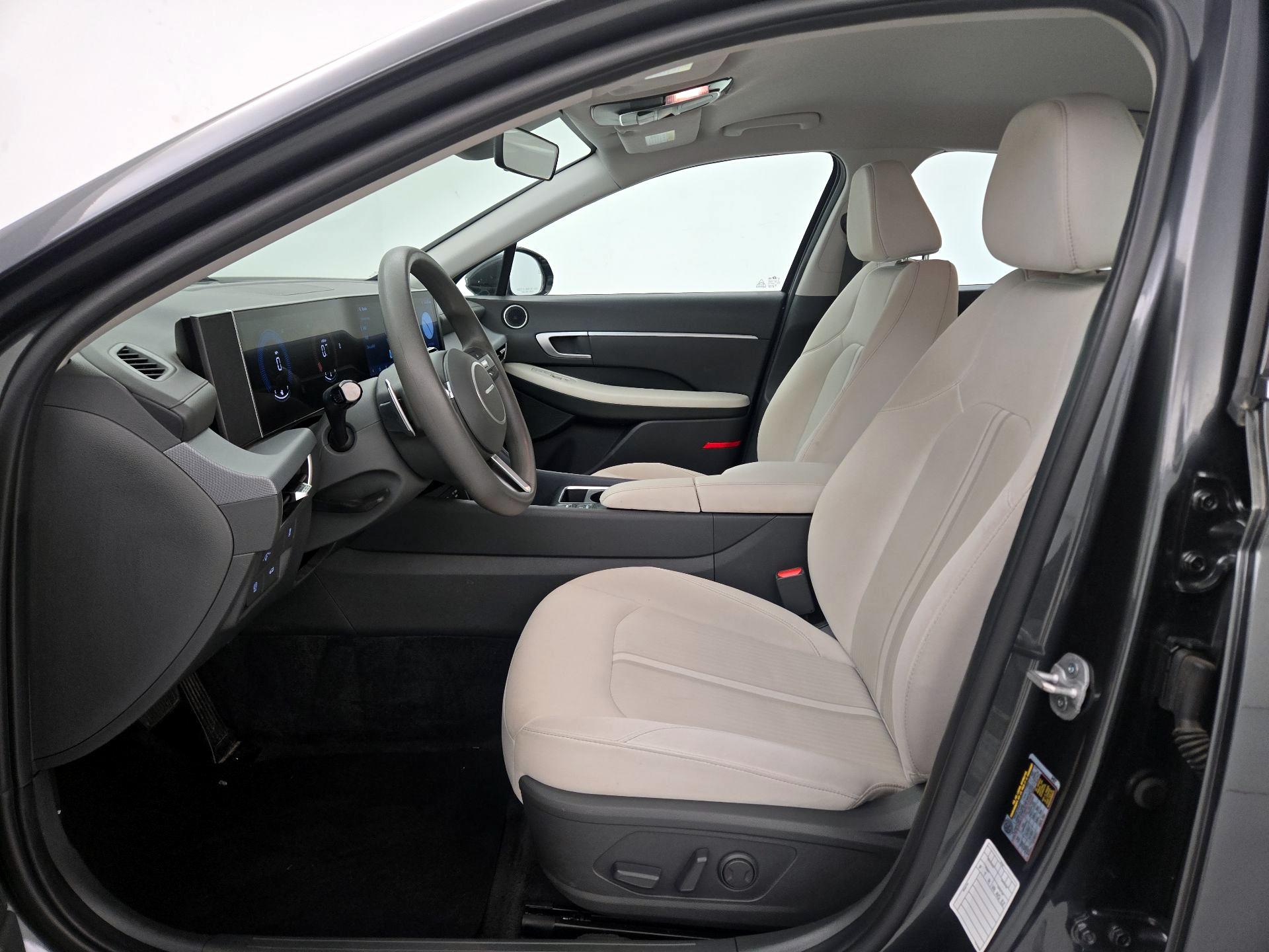 Thumbnail: 2025 Hyundai Sonata - 11