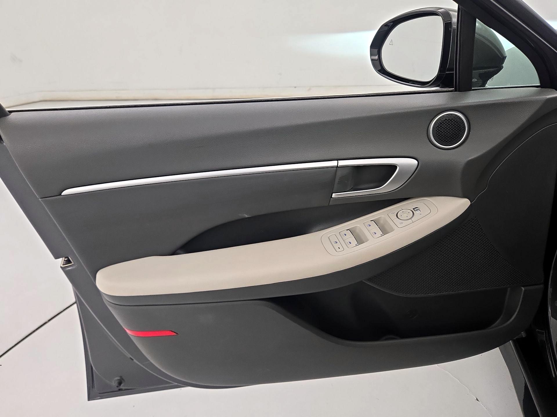 Thumbnail: 2025 Hyundai Sonata - 12