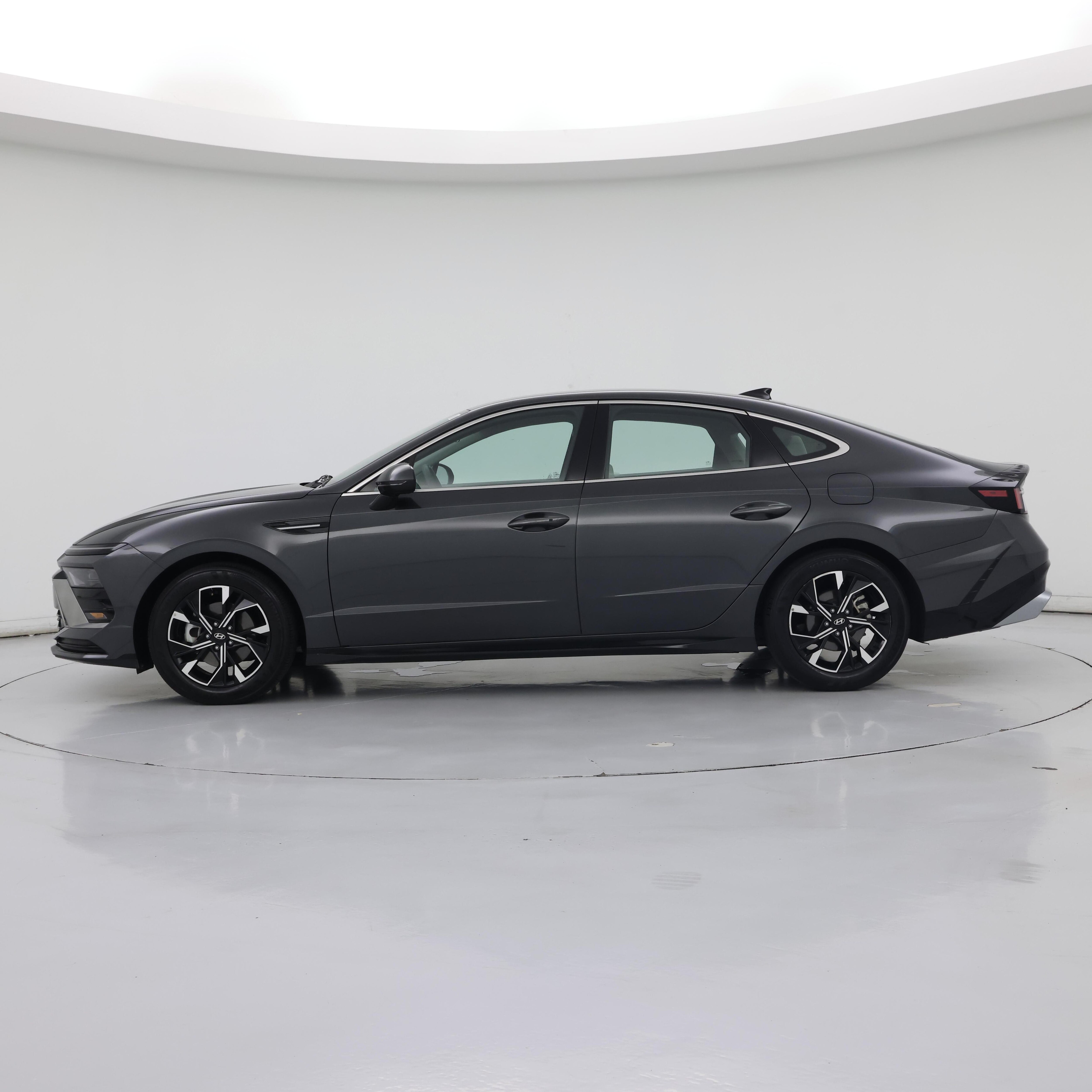 Thumbnail: 2025 Hyundai Sonata - 3