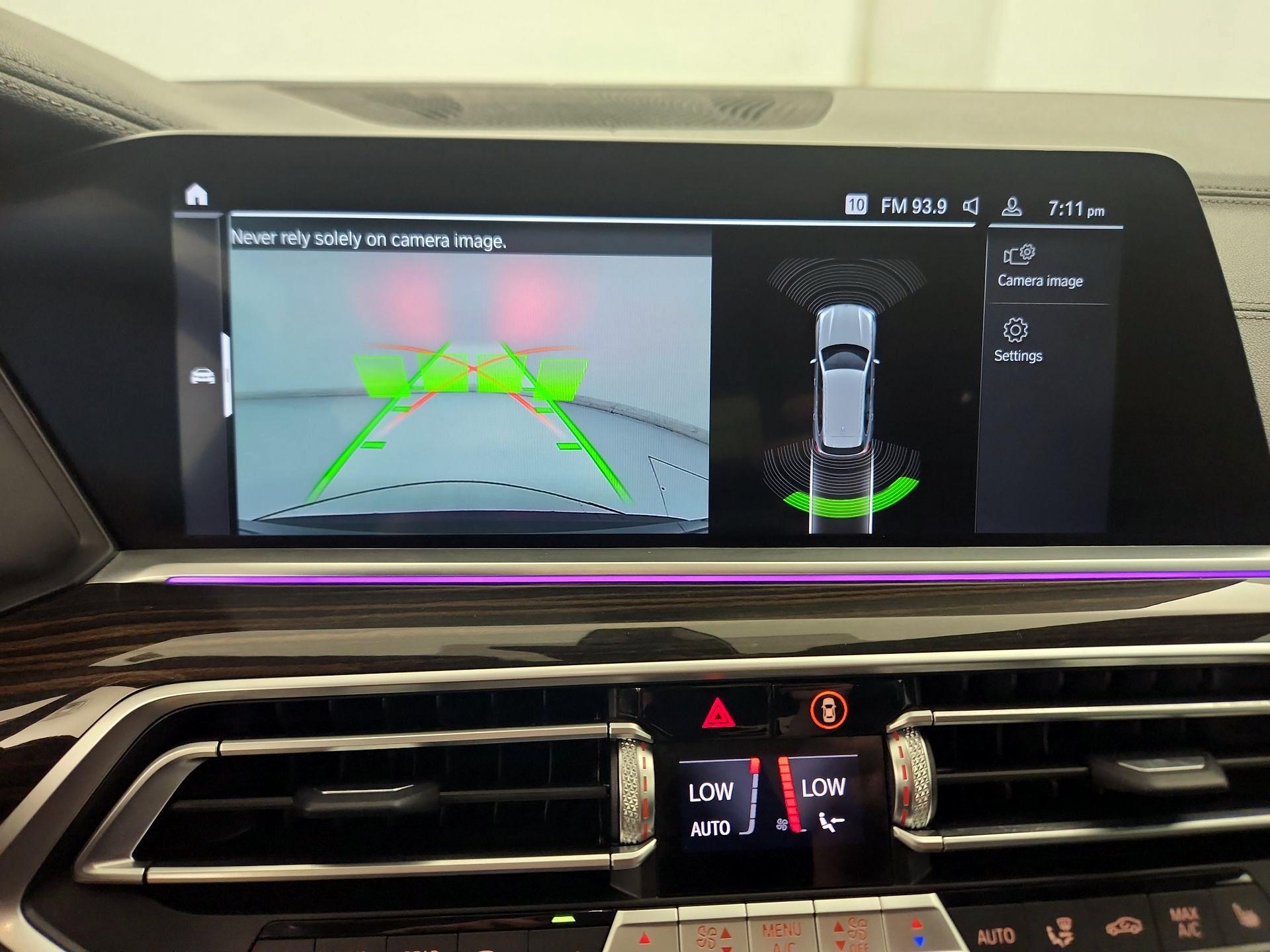 Thumbnail: 2021 BMW X5 - 15