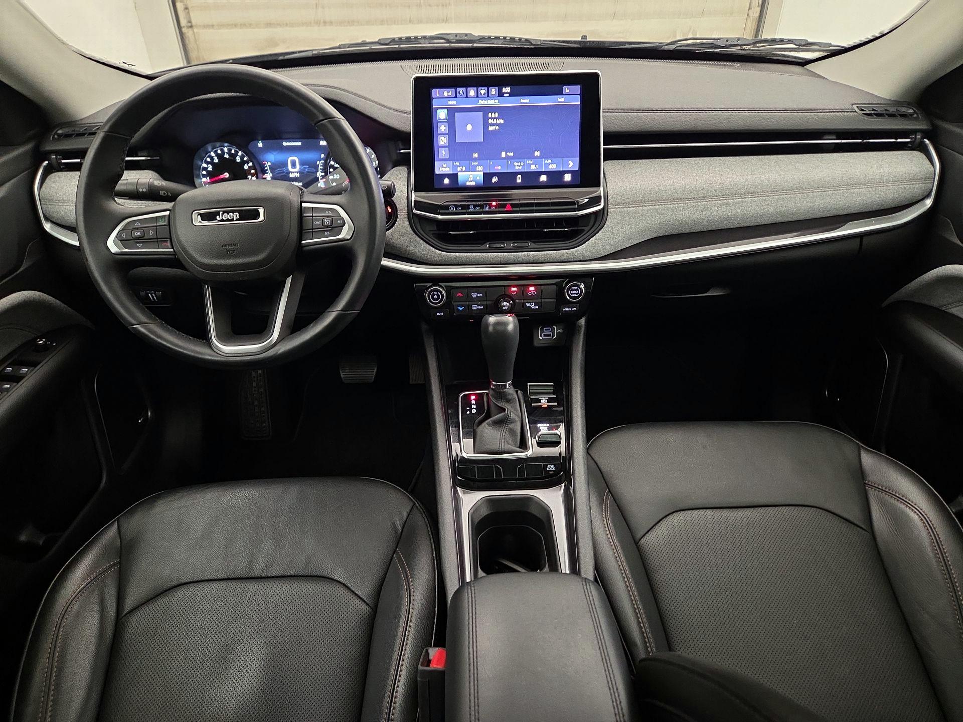 Thumbnail: 2022 Jeep Compass - 9