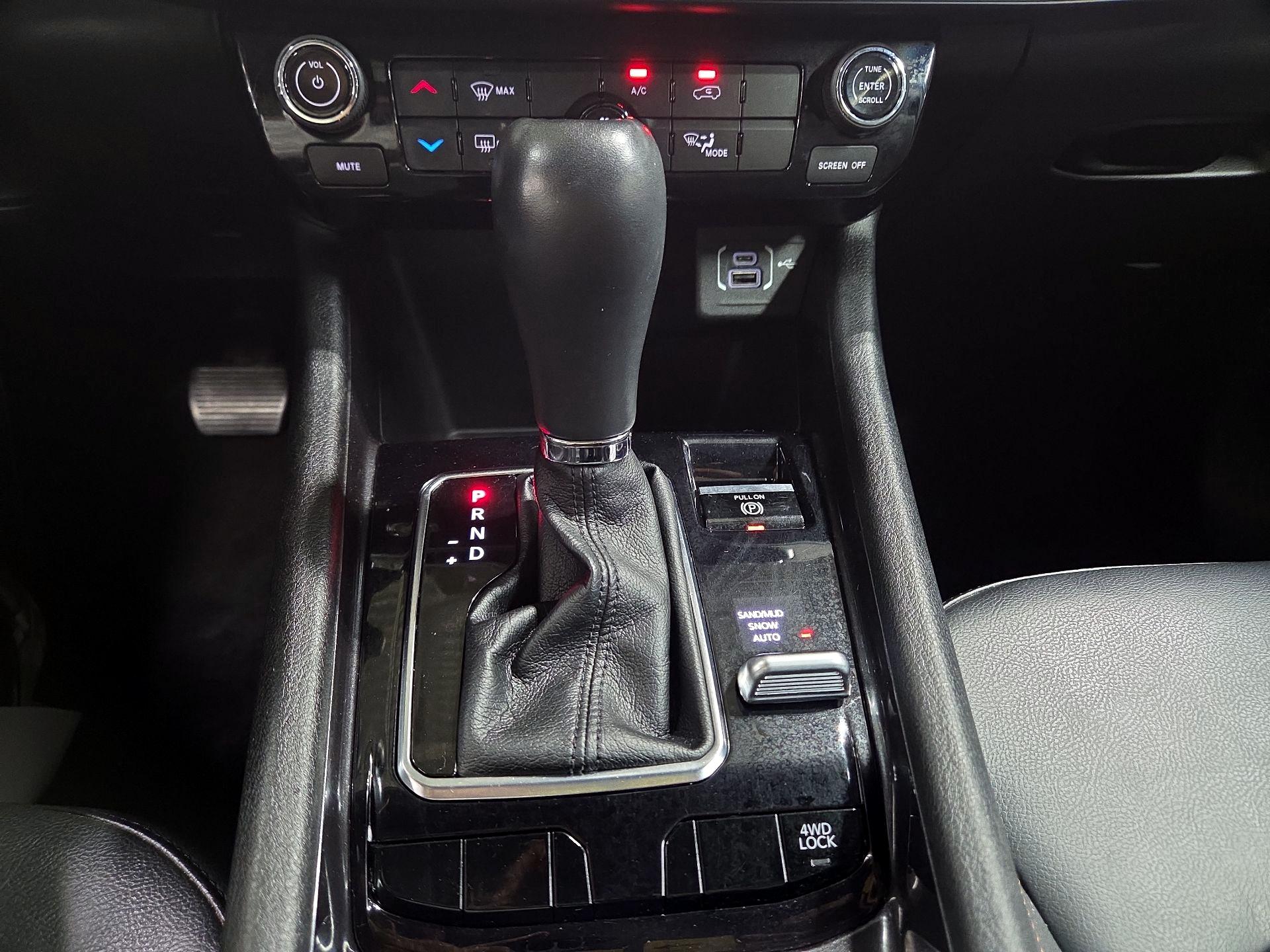 Thumbnail: 2022 Jeep Compass - 17