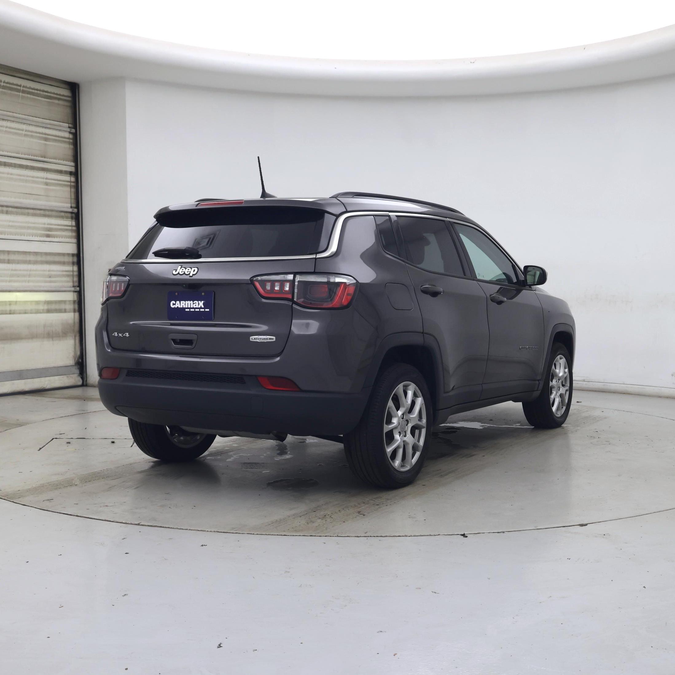 Thumbnail: 2022 Jeep Compass - 8