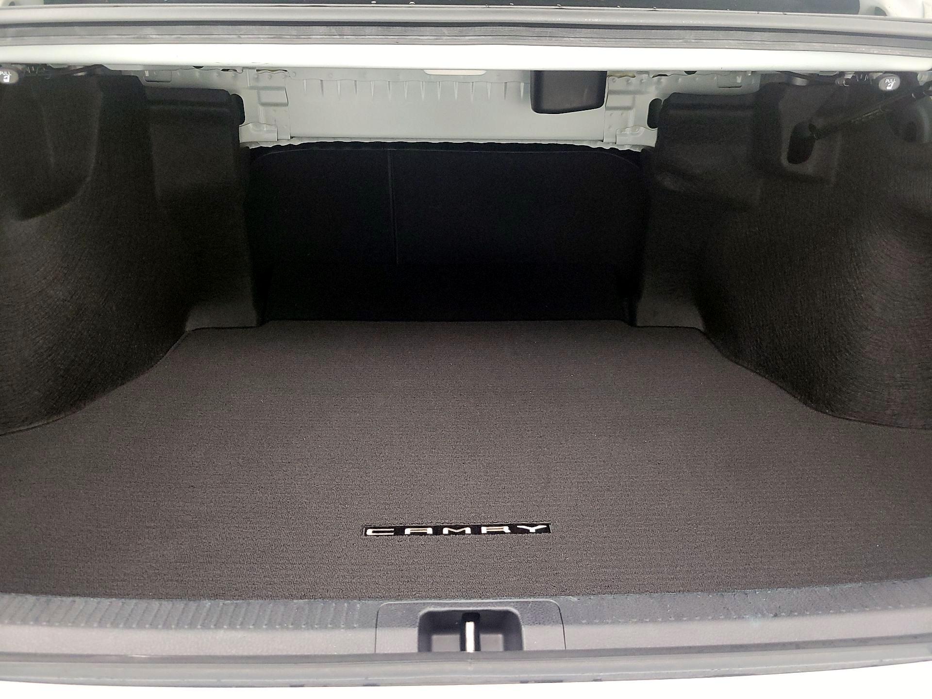 Thumbnail: 2023 Toyota Camry - 20