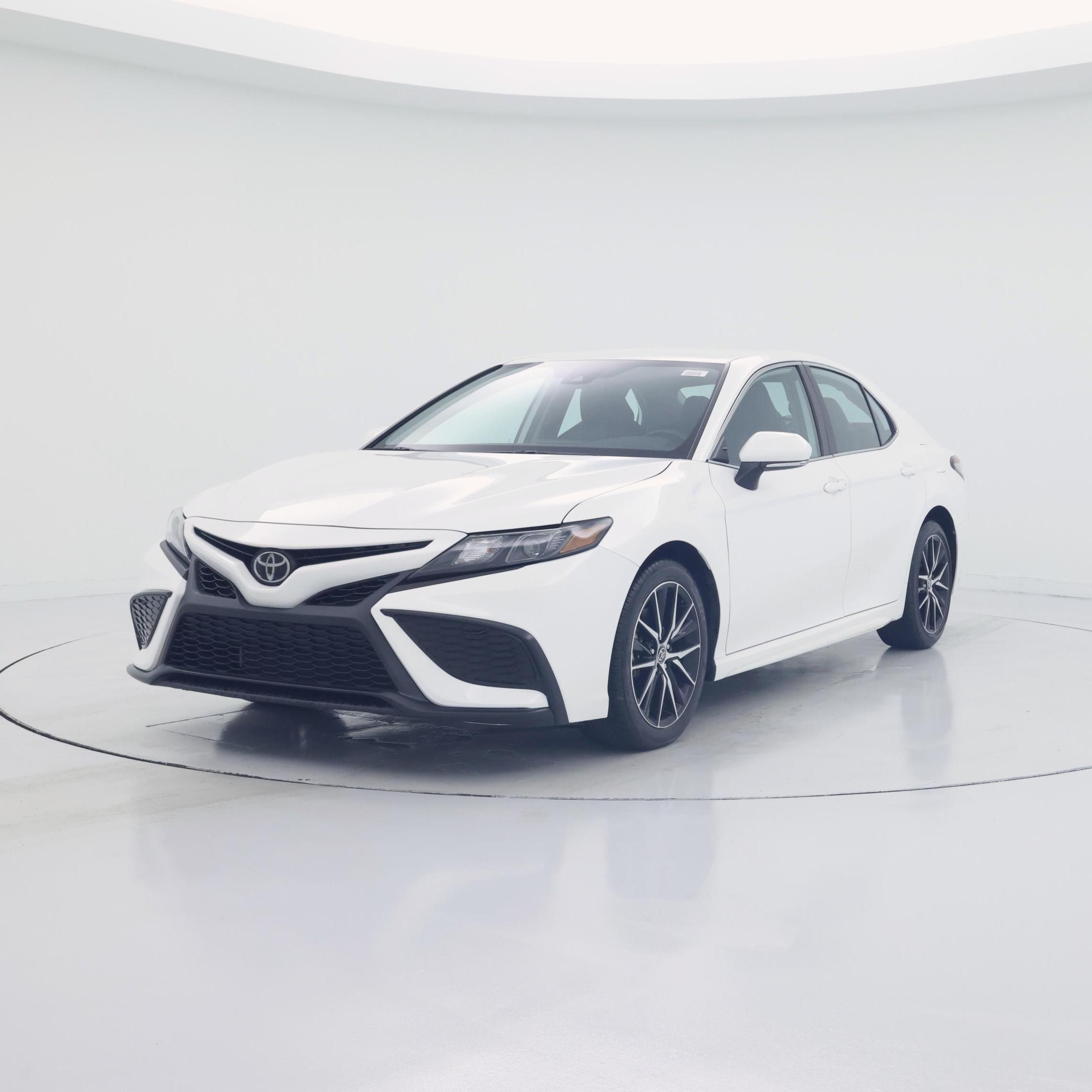 Thumbnail: 2023 Toyota Camry - 4