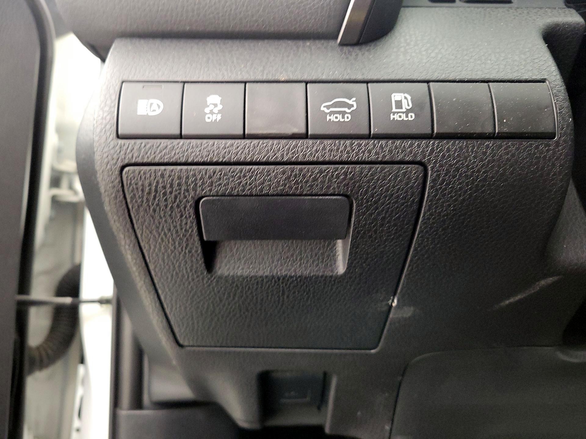 Thumbnail: 2023 Toyota Camry - 13