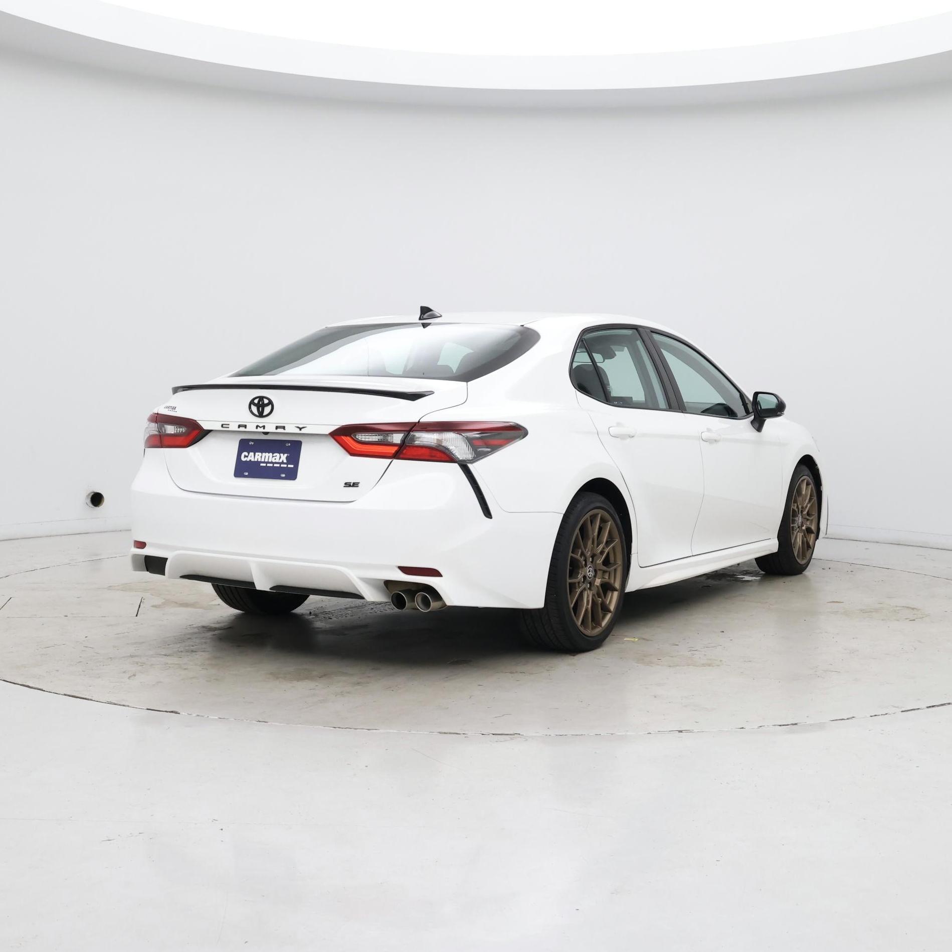 Thumbnail: 2023 Toyota Camry - 8