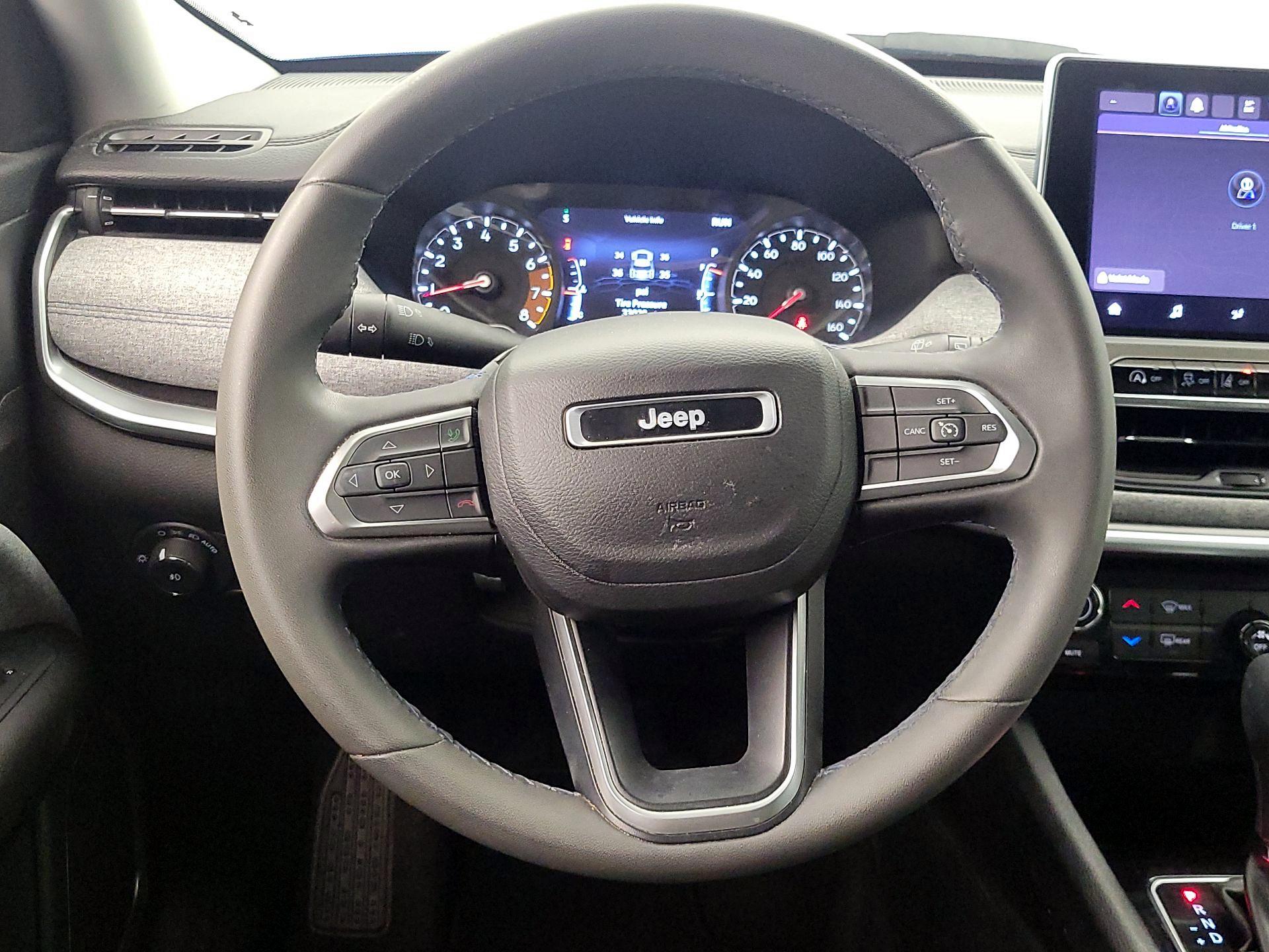 Thumbnail: 2022 Jeep Compass - 10