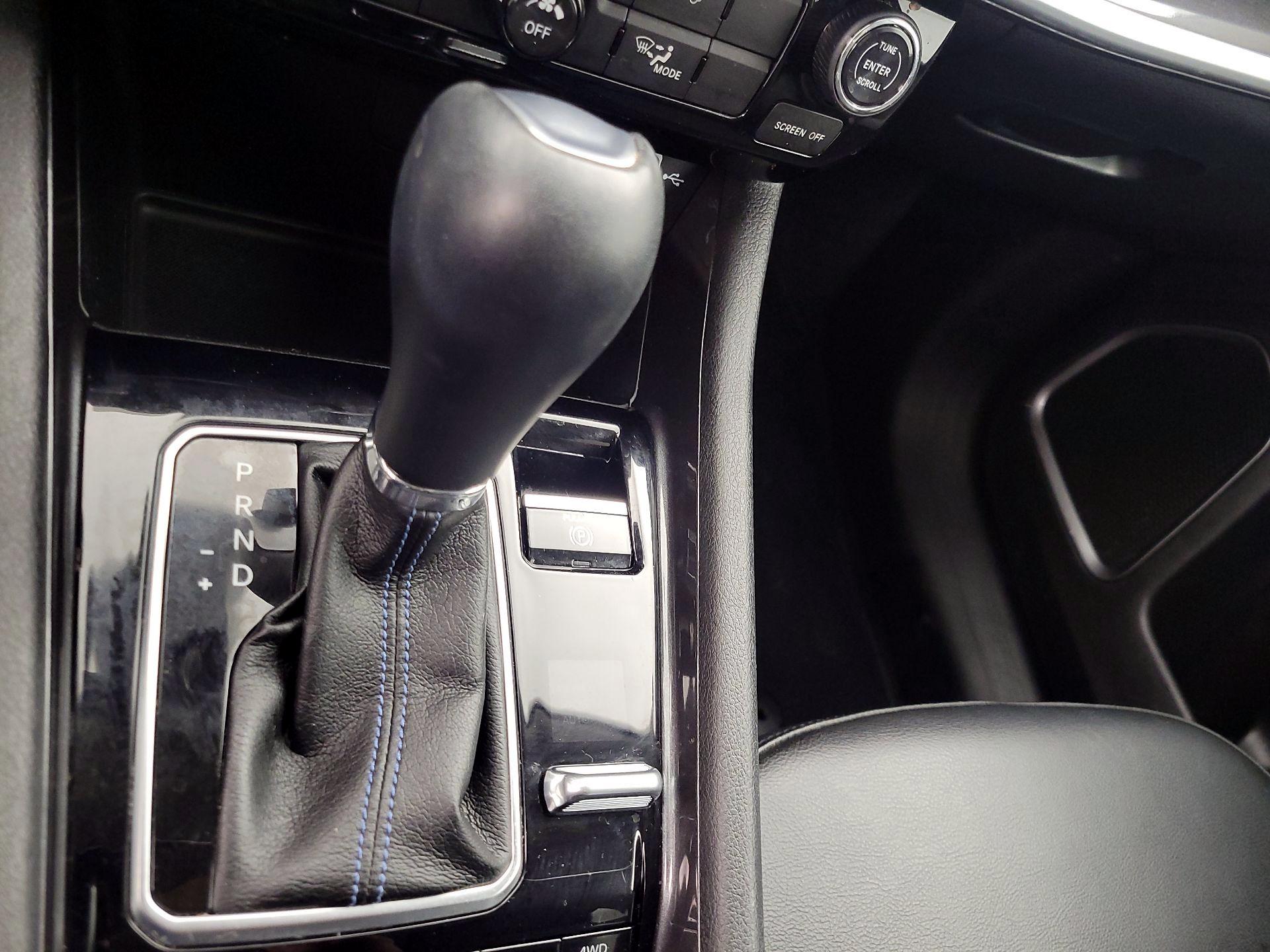 Thumbnail: 2022 Jeep Compass - 17