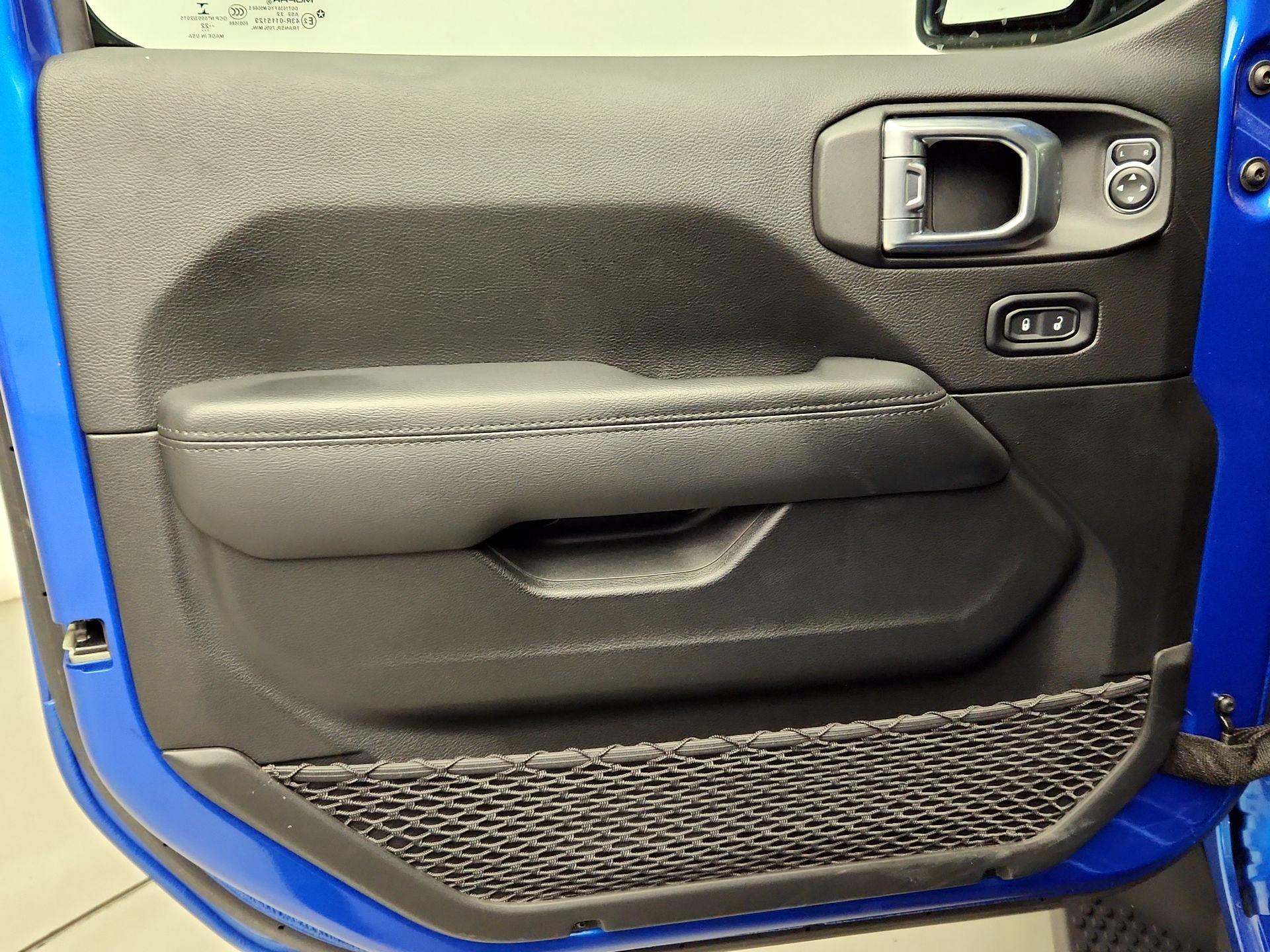 Thumbnail: 2022 Jeep Wrangler - 12