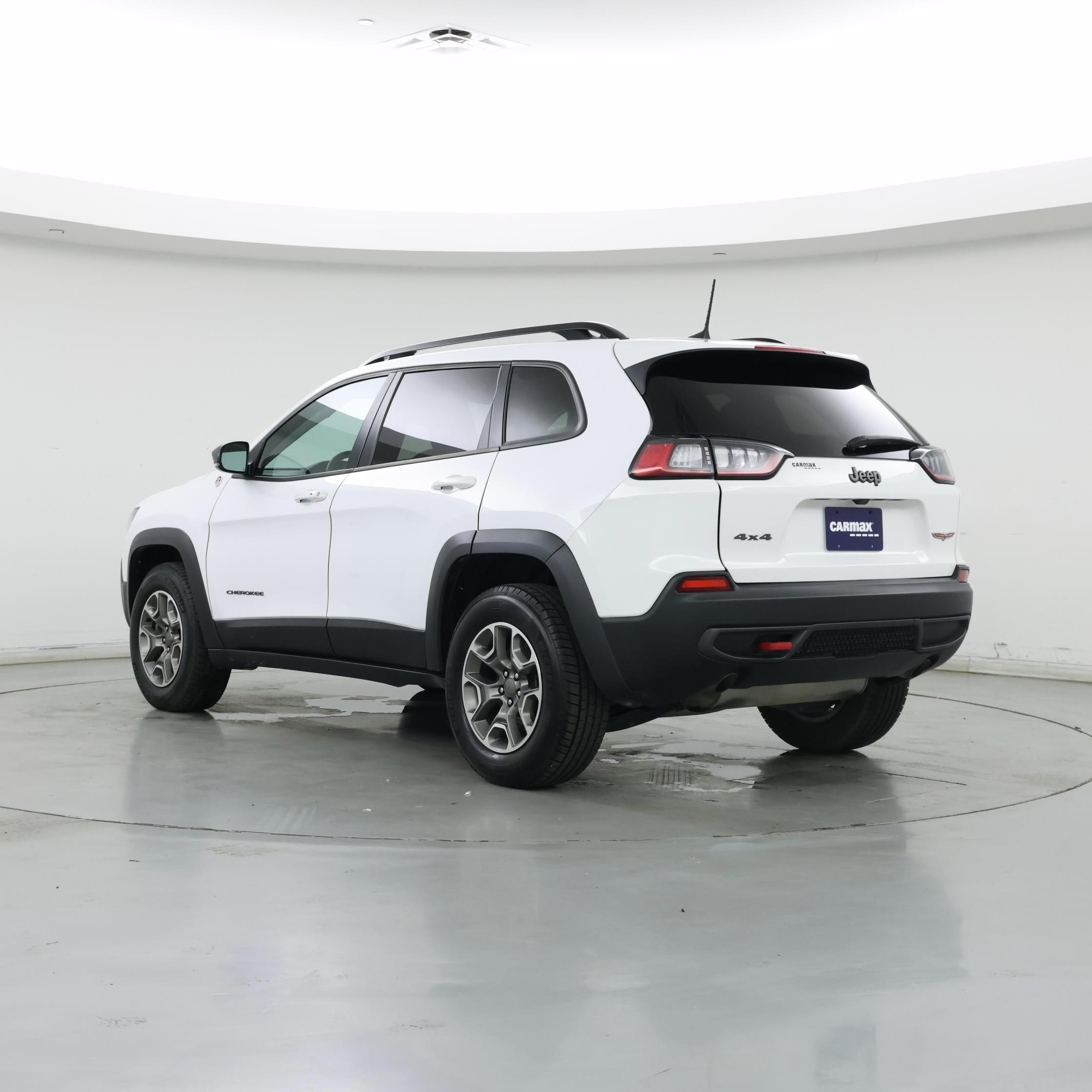 Thumbnail: 2022 Jeep Cherokee - 2