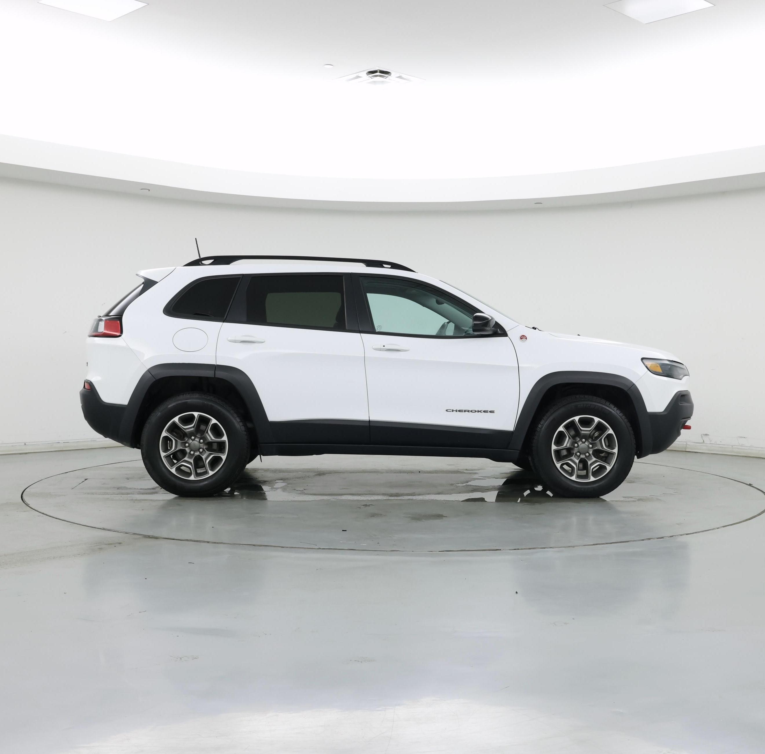 Thumbnail: 2022 Jeep Cherokee - 7