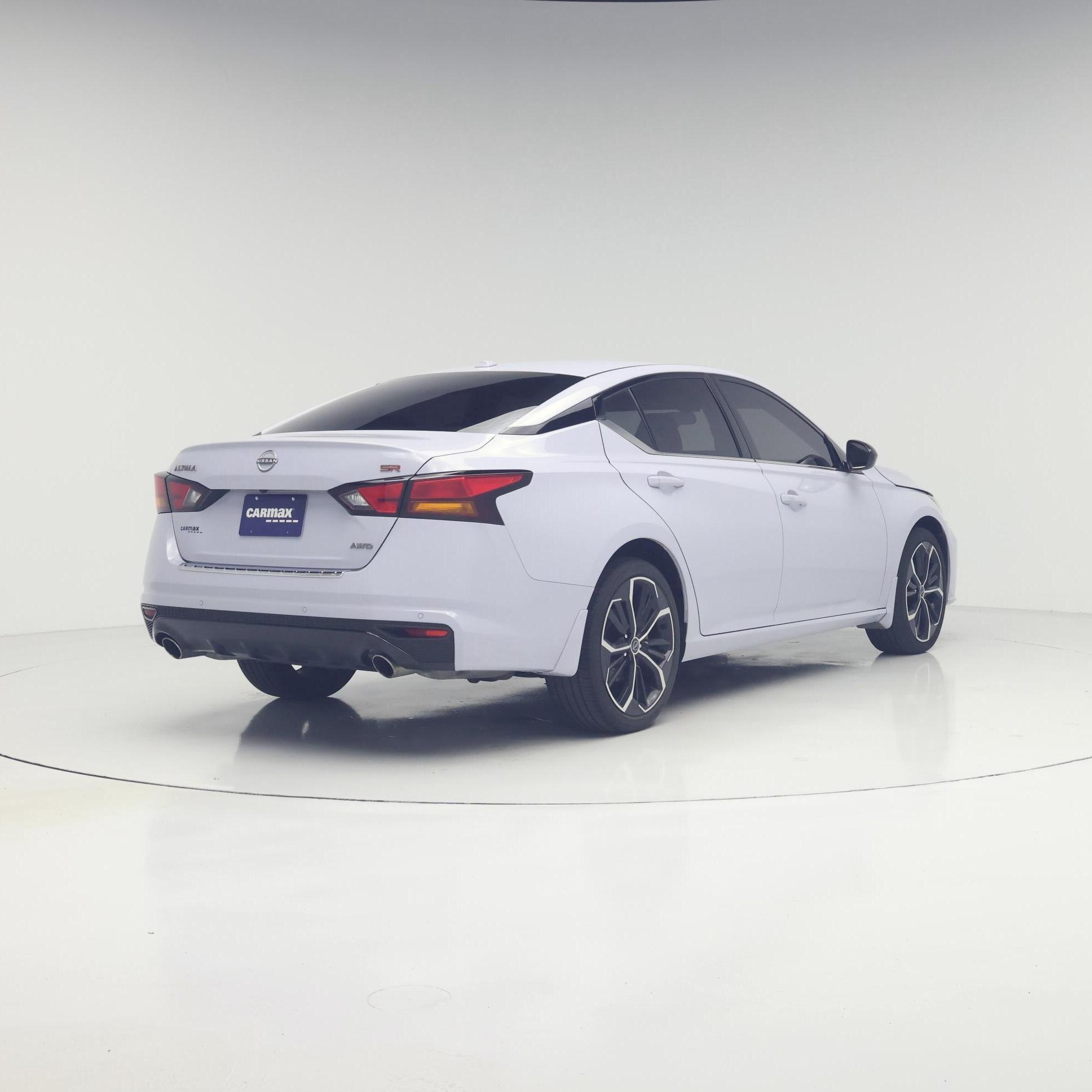 Thumbnail: 2023 Nissan Altima - 8