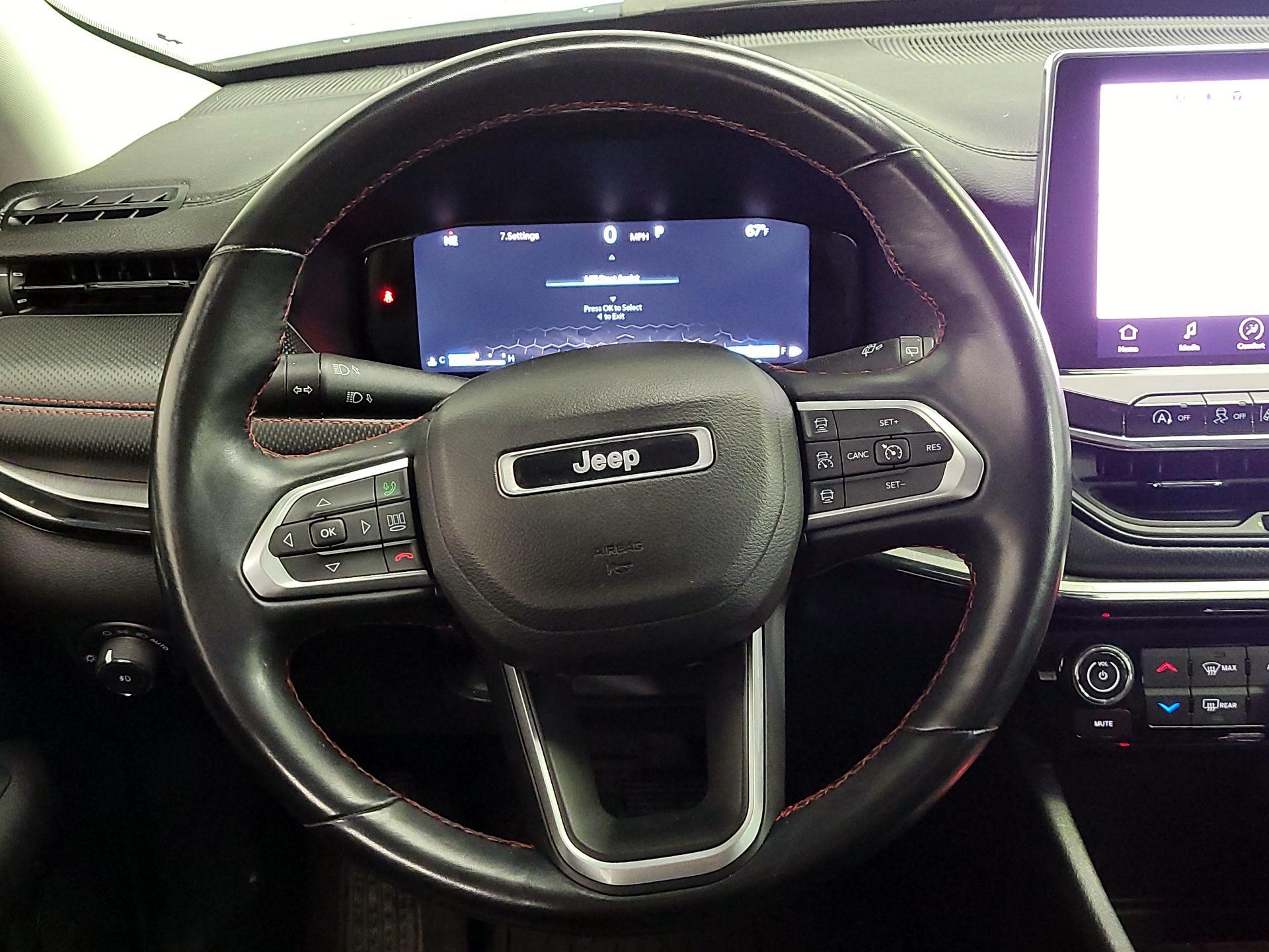 Thumbnail: 2022 Jeep Compass - 10