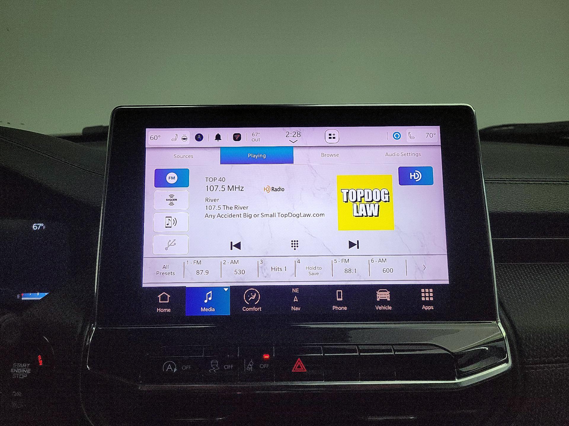 Thumbnail: 2022 Jeep Compass - 16