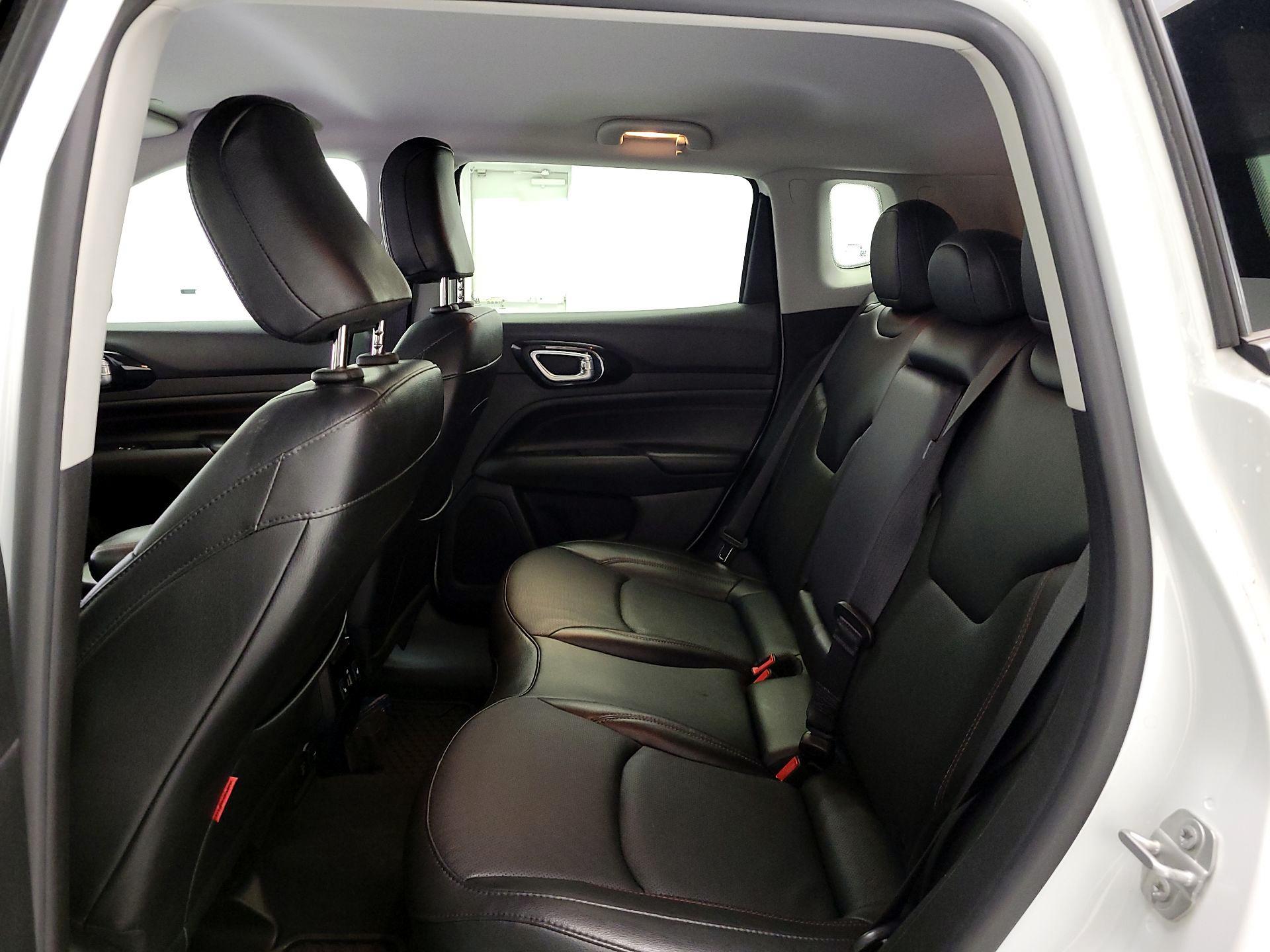 Thumbnail: 2022 Jeep Compass - 20