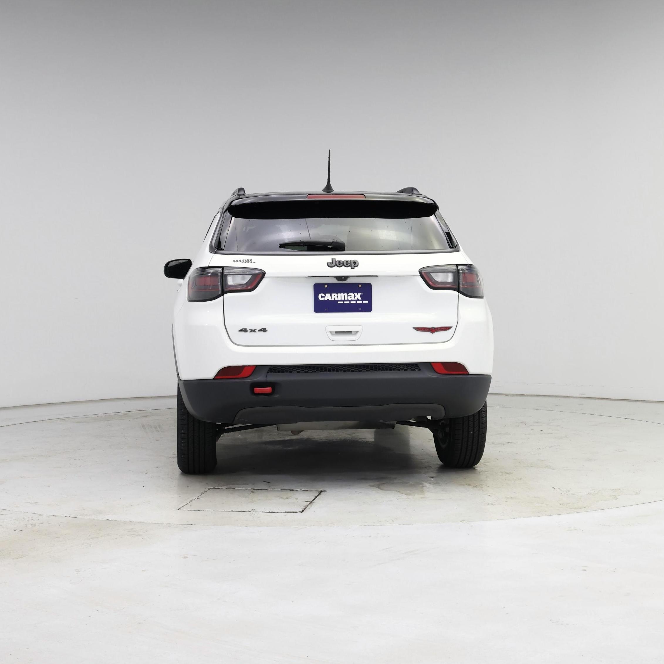 Thumbnail: 2022 Jeep Compass - 6