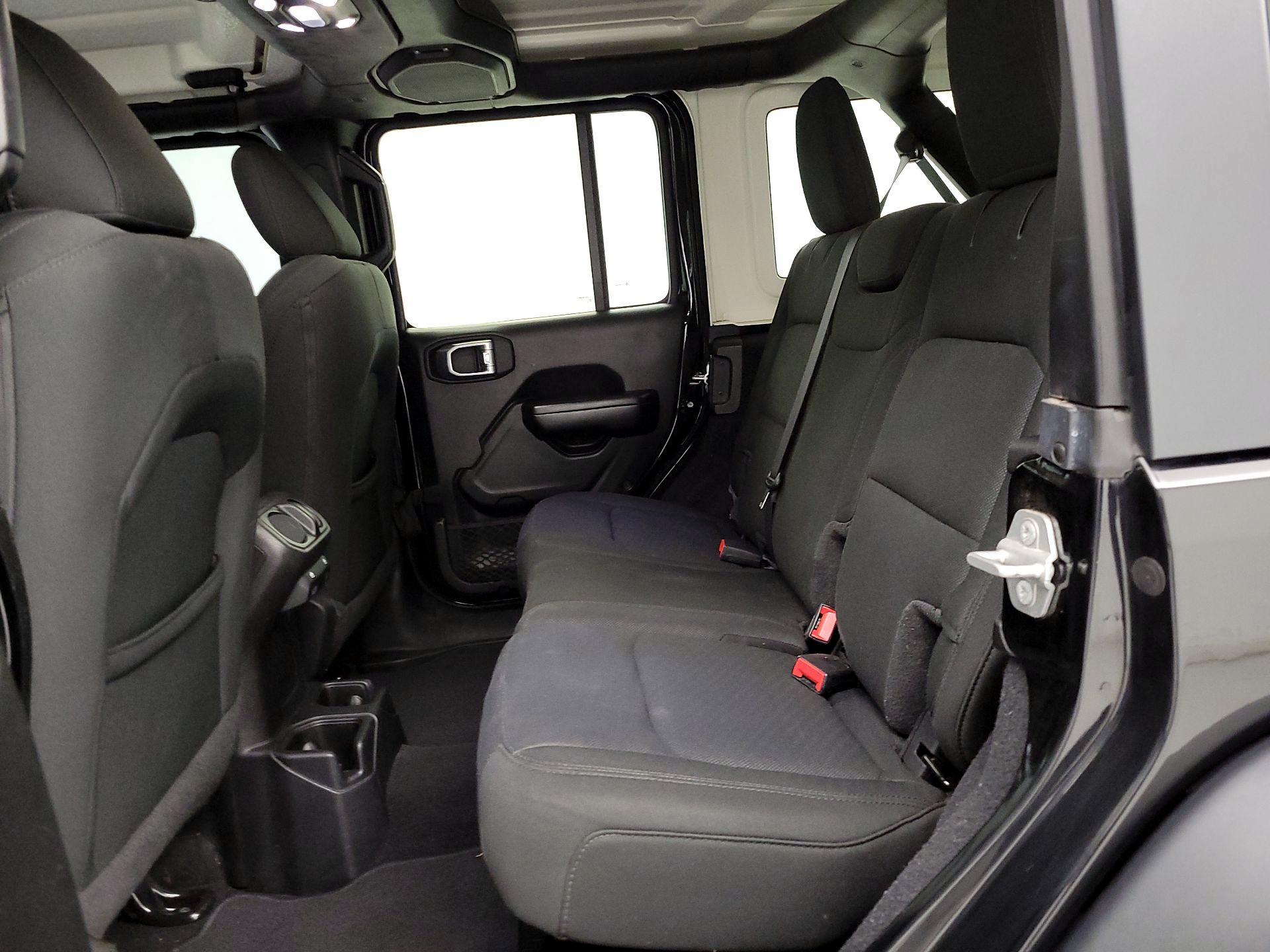 Thumbnail: 2020 Jeep Wrangler - 19