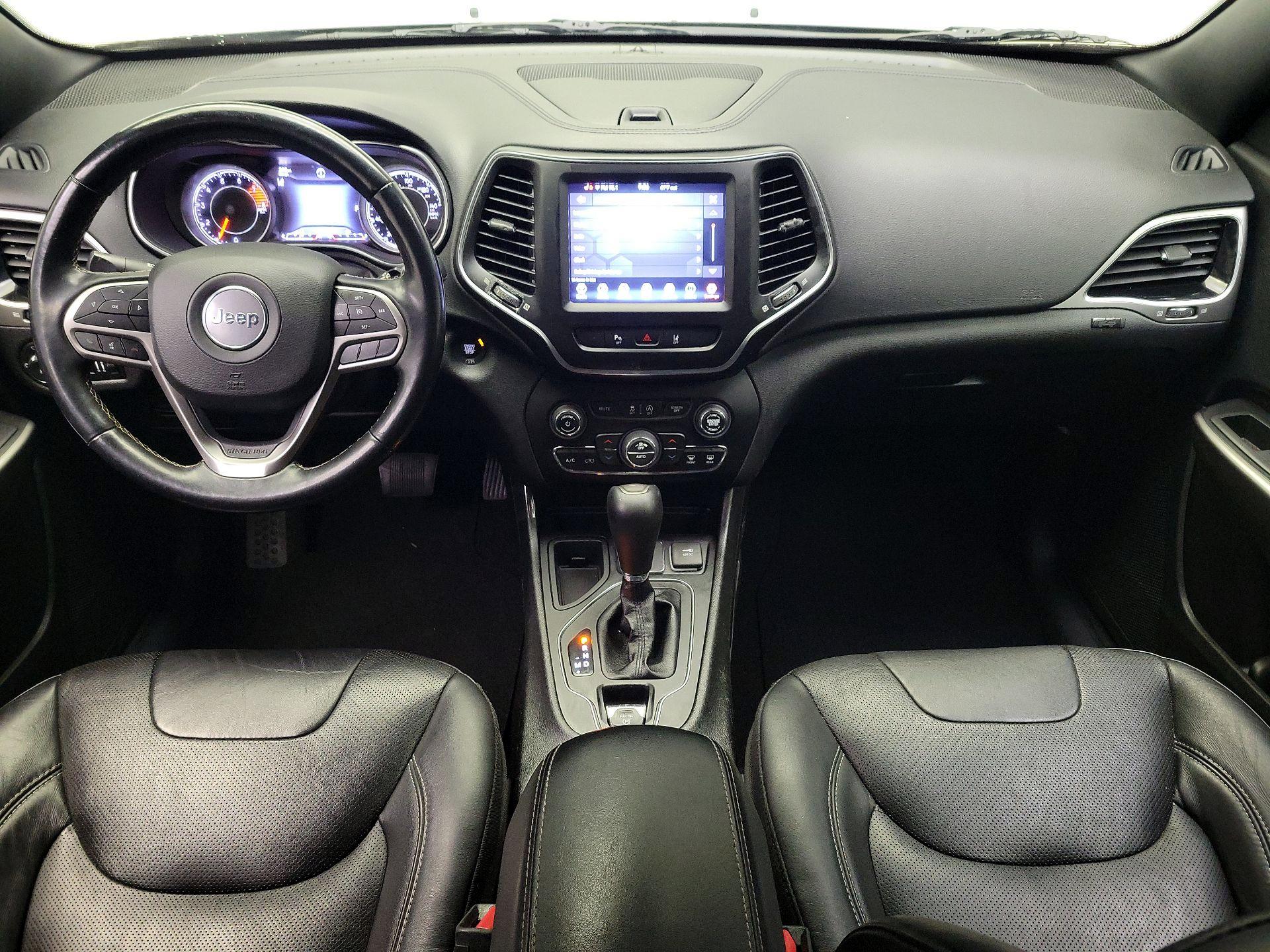 Thumbnail: 2021 Jeep Cherokee - 9