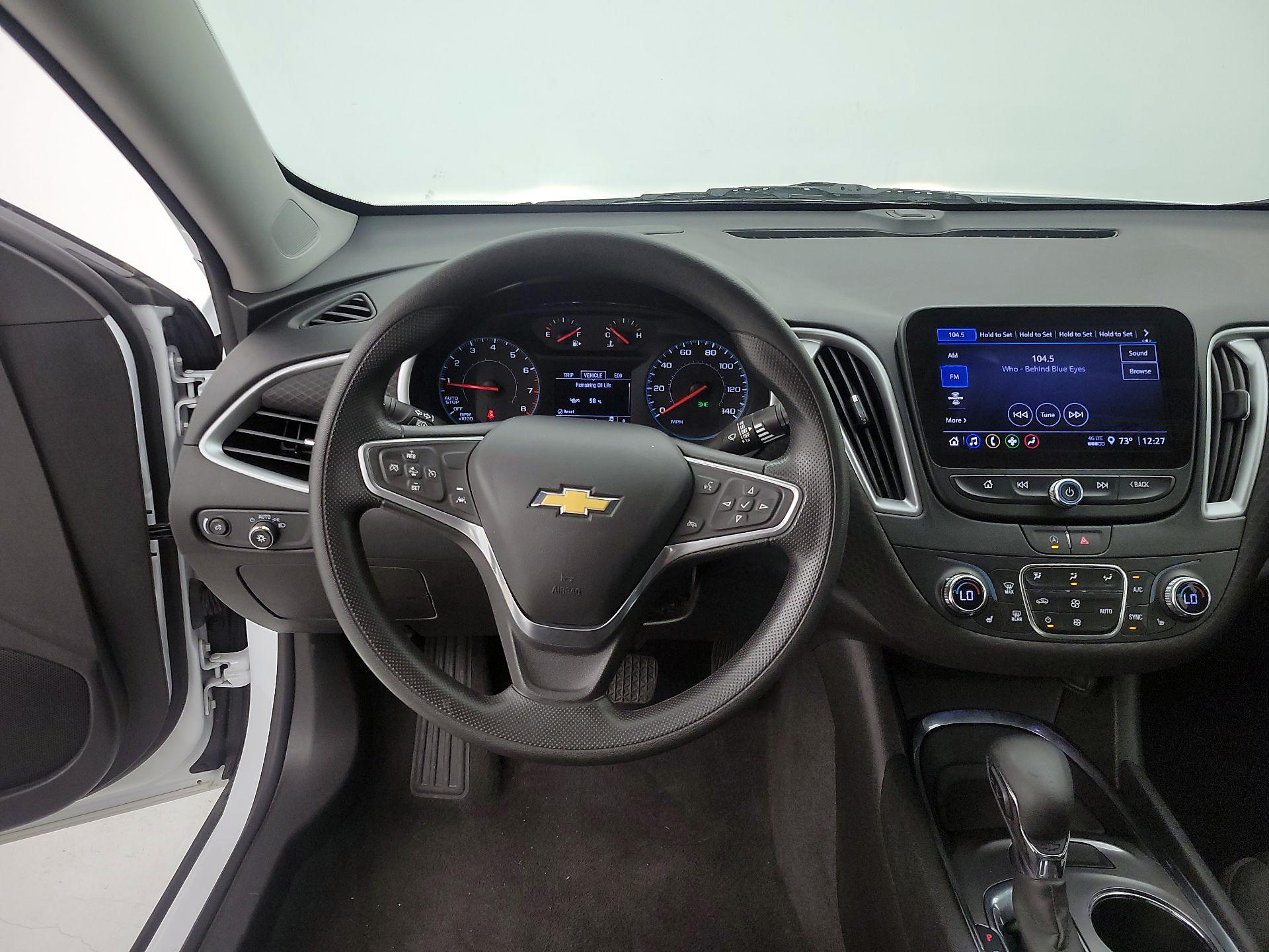 Thumbnail: 2023 Chevrolet Malibu - 10