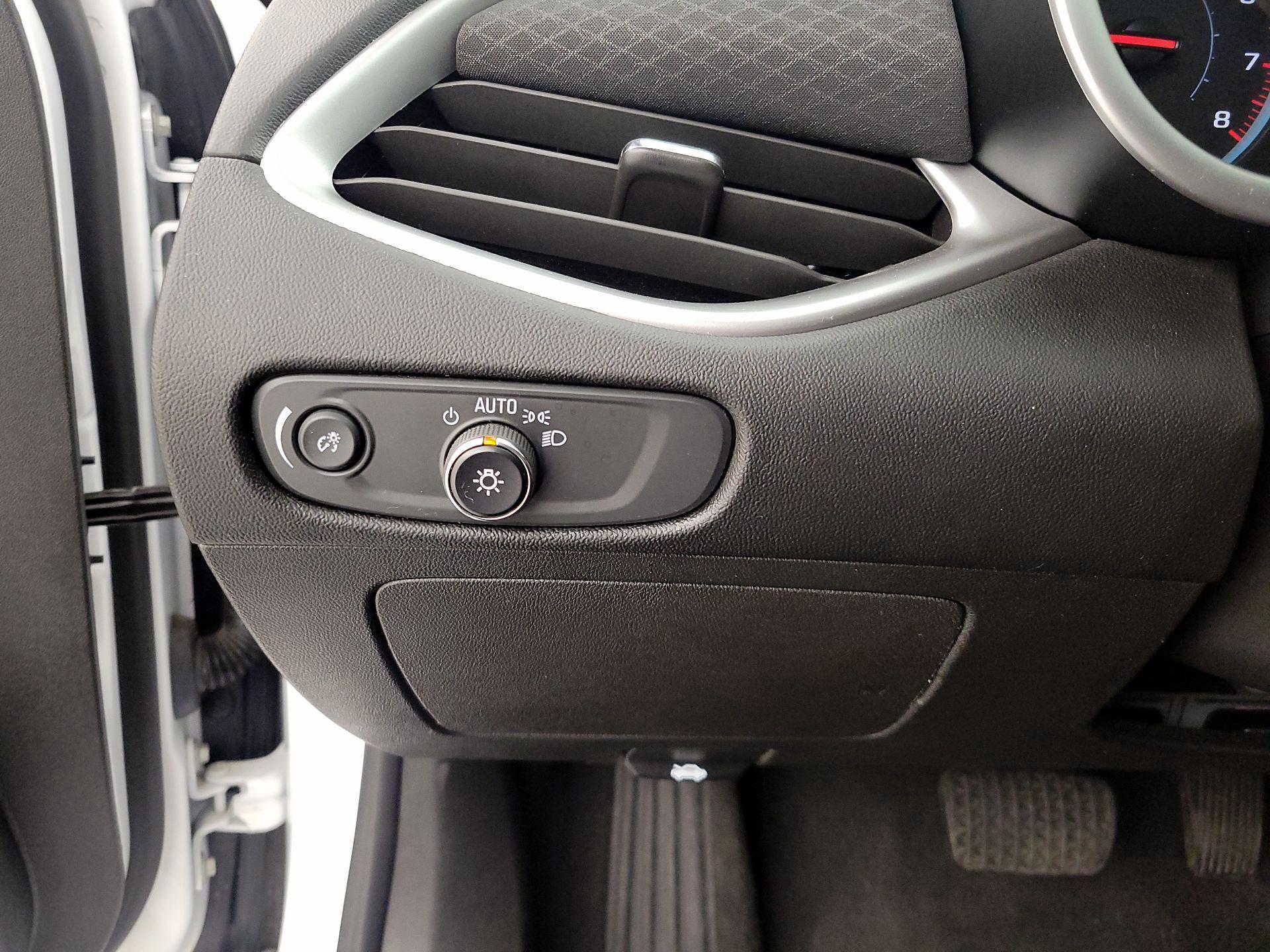 Thumbnail: 2023 Chevrolet Malibu - 13