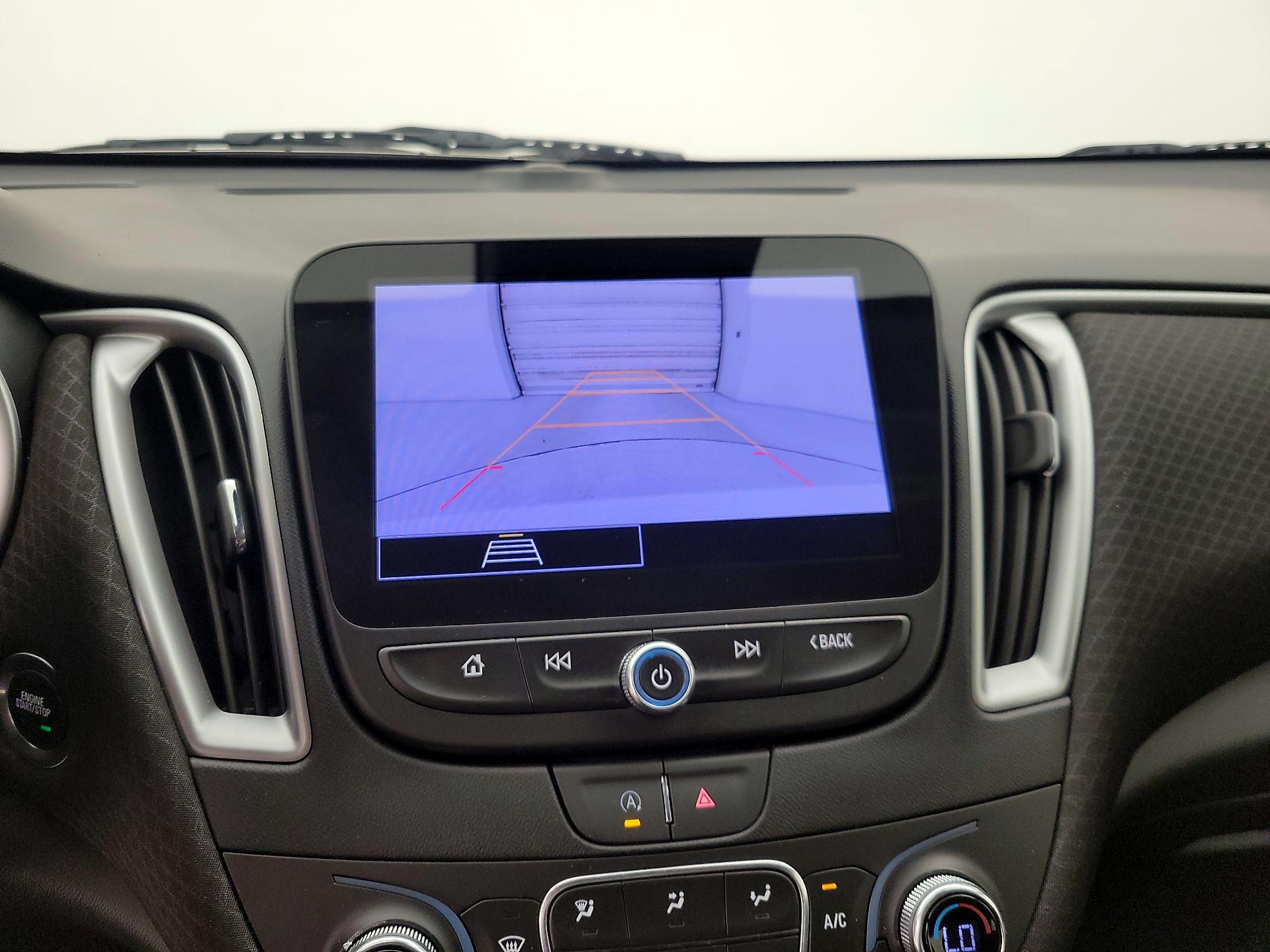 Thumbnail: 2023 Chevrolet Malibu - 14