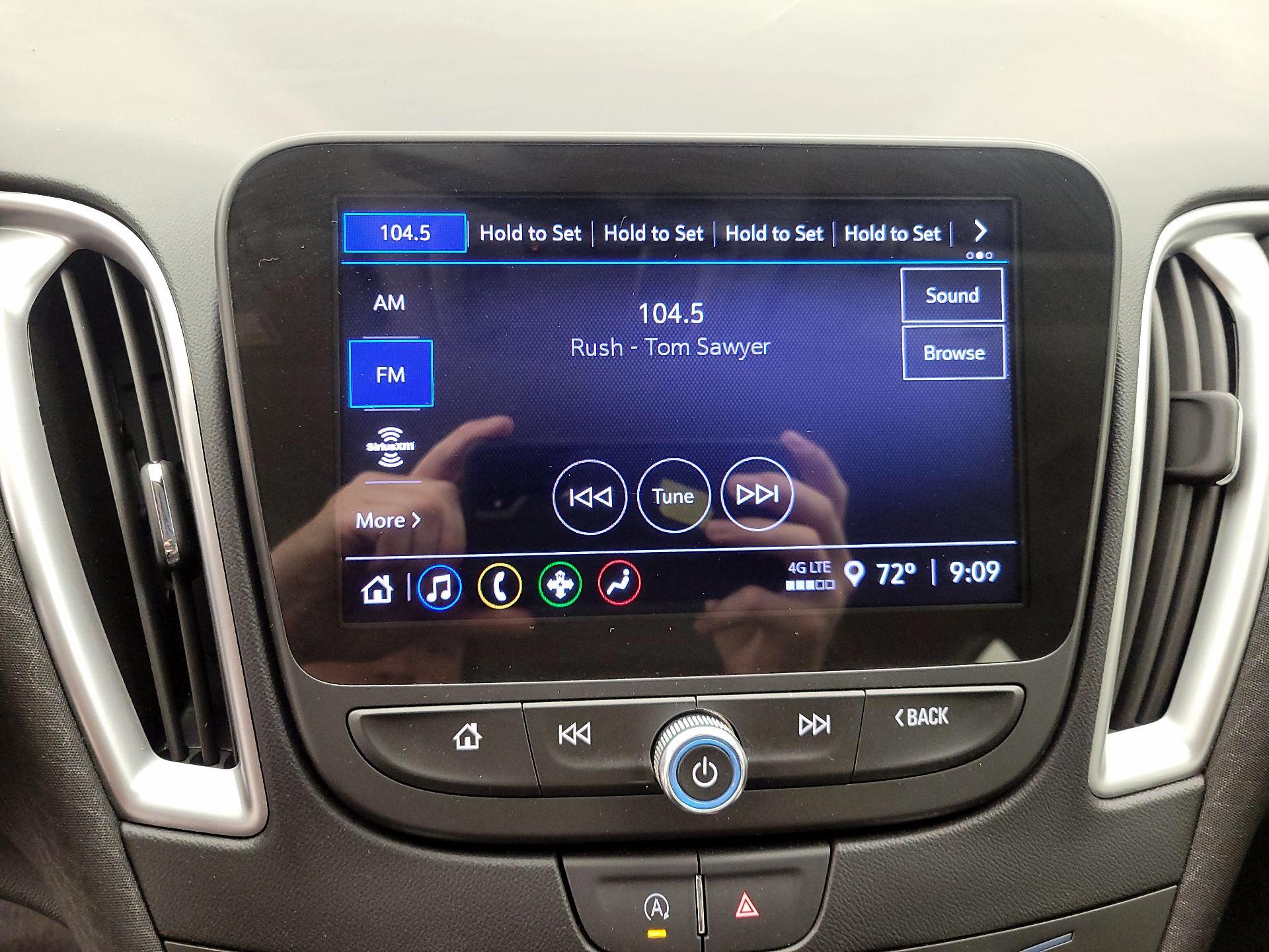 Thumbnail: 2023 Chevrolet Malibu - 15