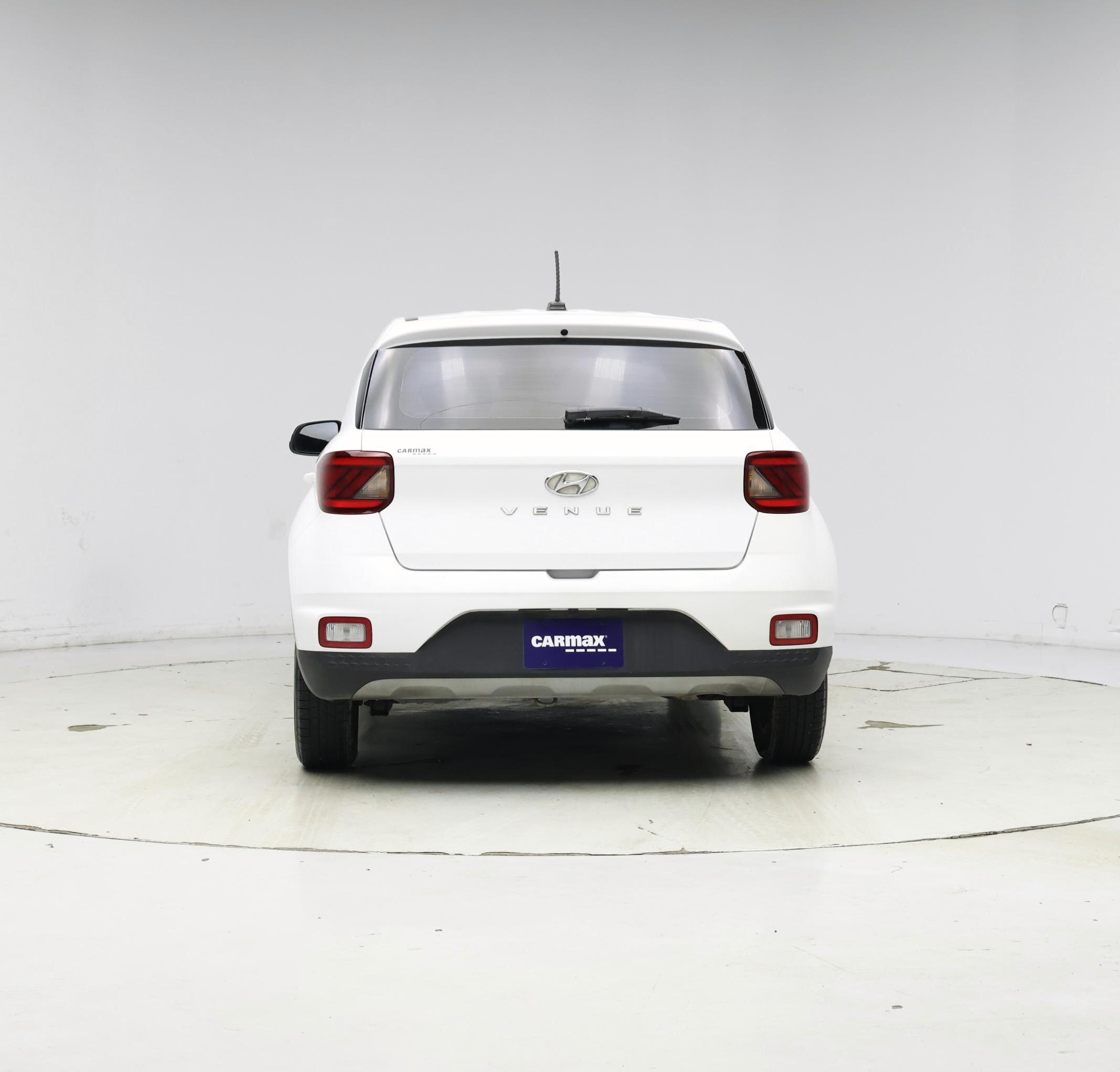 Thumbnail: 2023 Hyundai Venue - 6