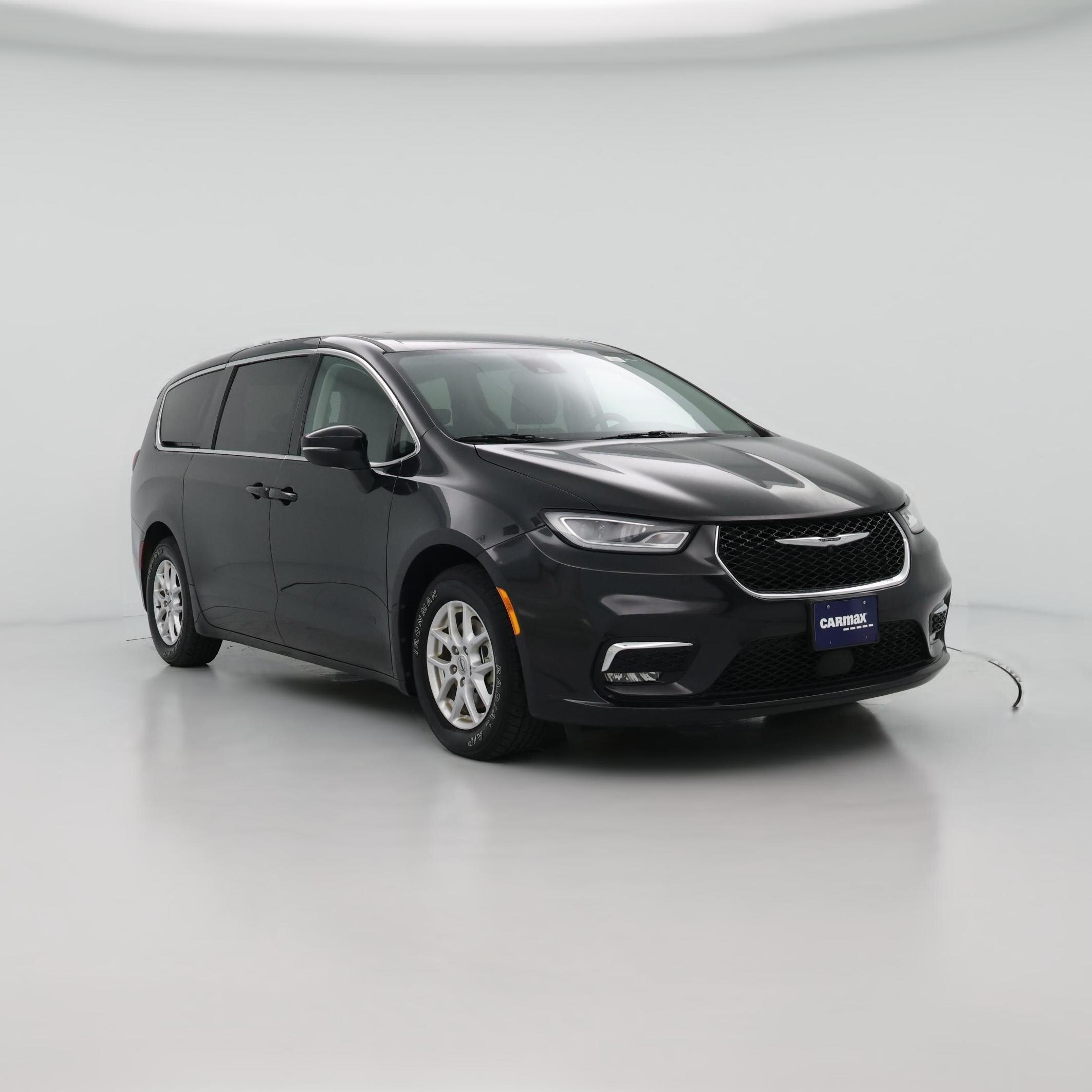 Thumbnail: 2023 Chrysler Pacifica - 1