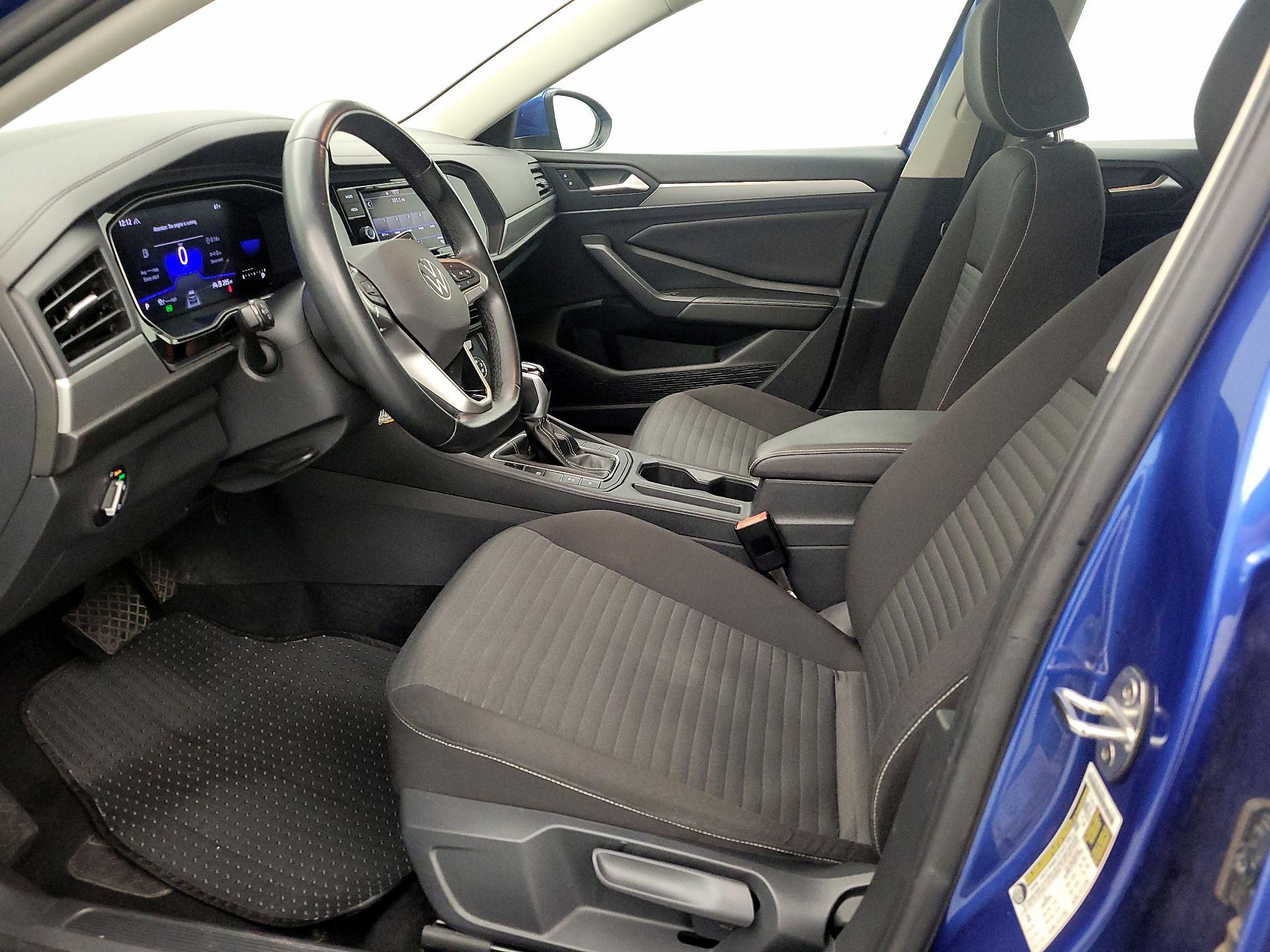 Thumbnail: 2024 Volkswagen Jetta - 11