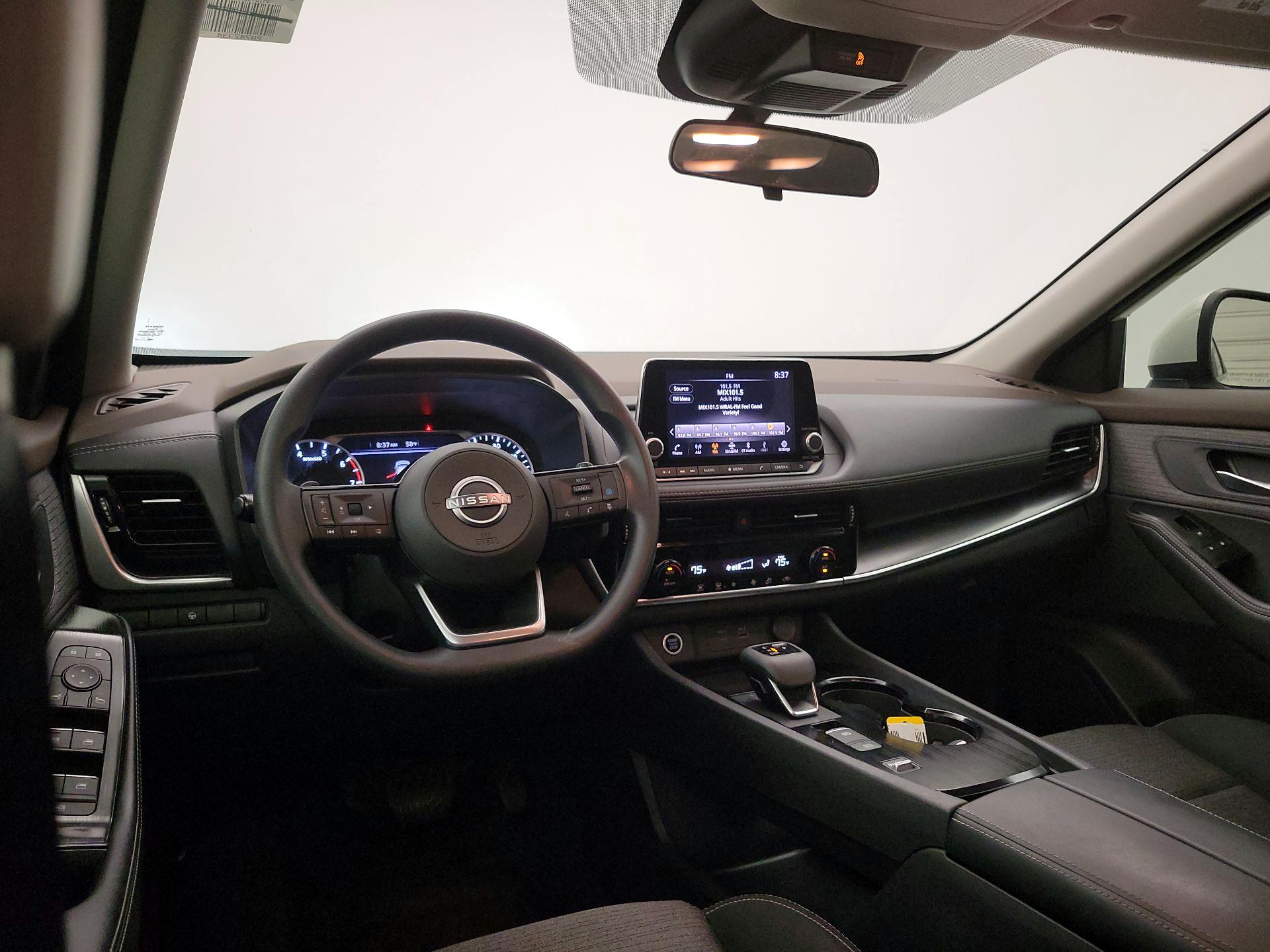 Thumbnail: 2023 Nissan Rogue - 9