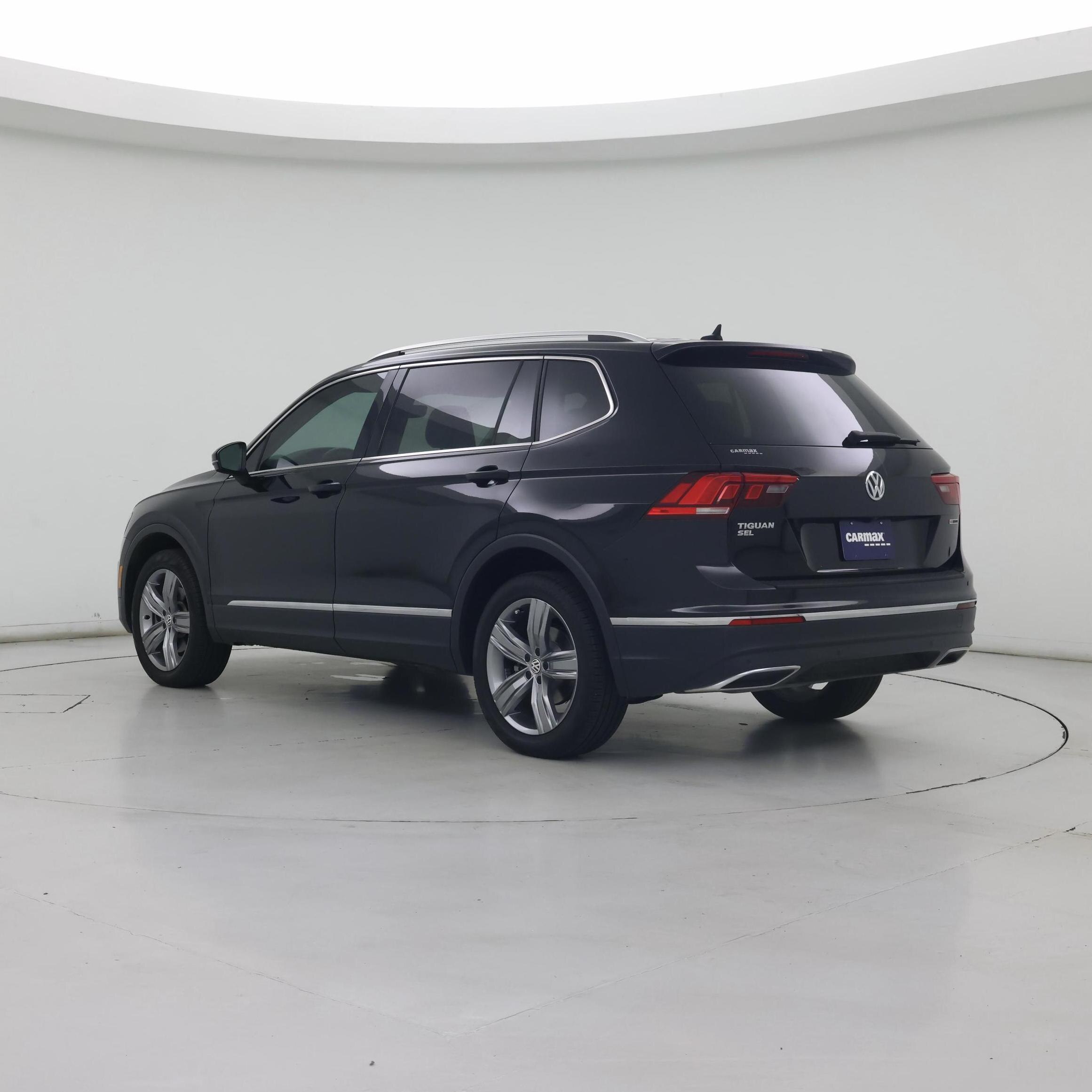 Thumbnail: 2021 Volkswagen Tiguan - 2