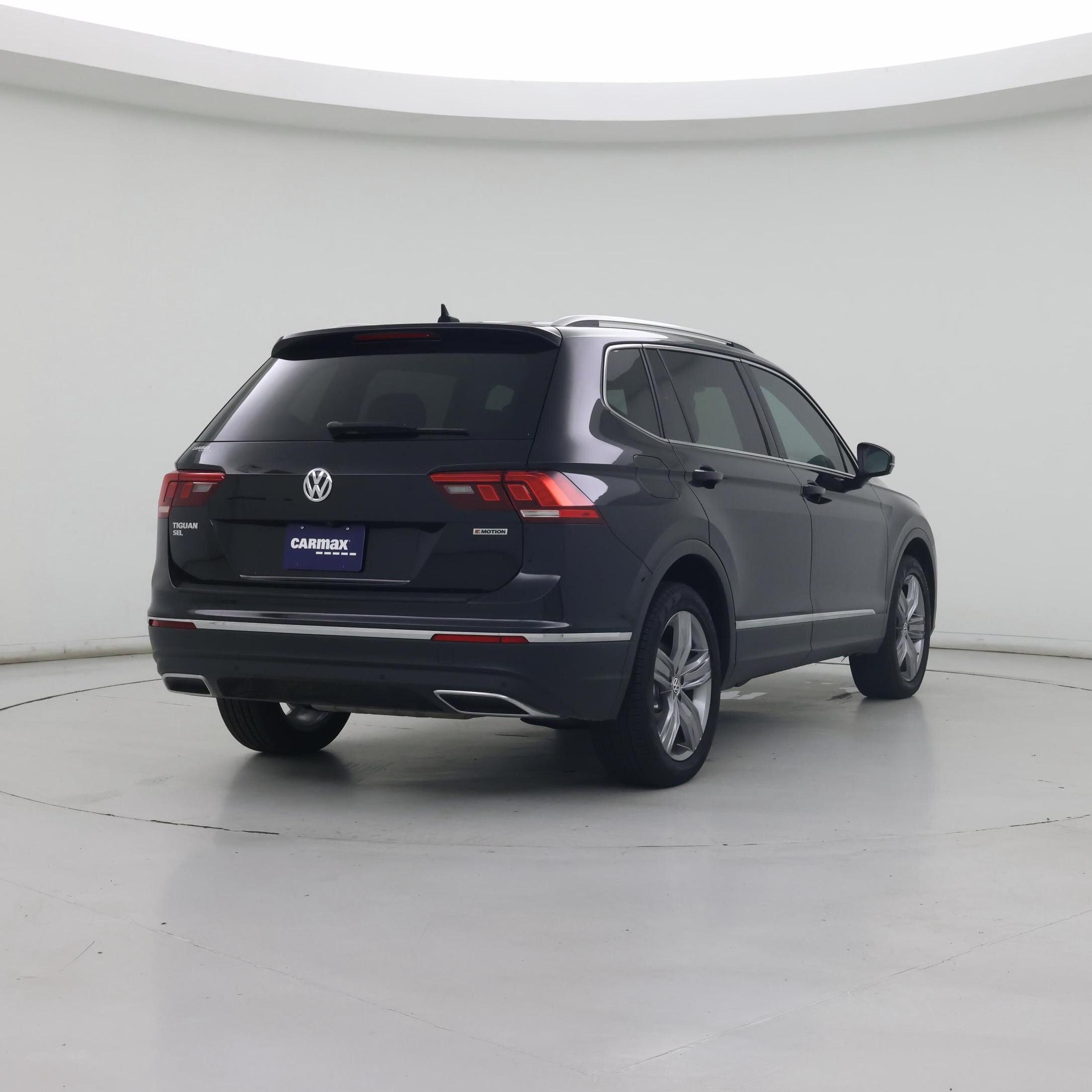 Thumbnail: 2021 Volkswagen Tiguan - 8