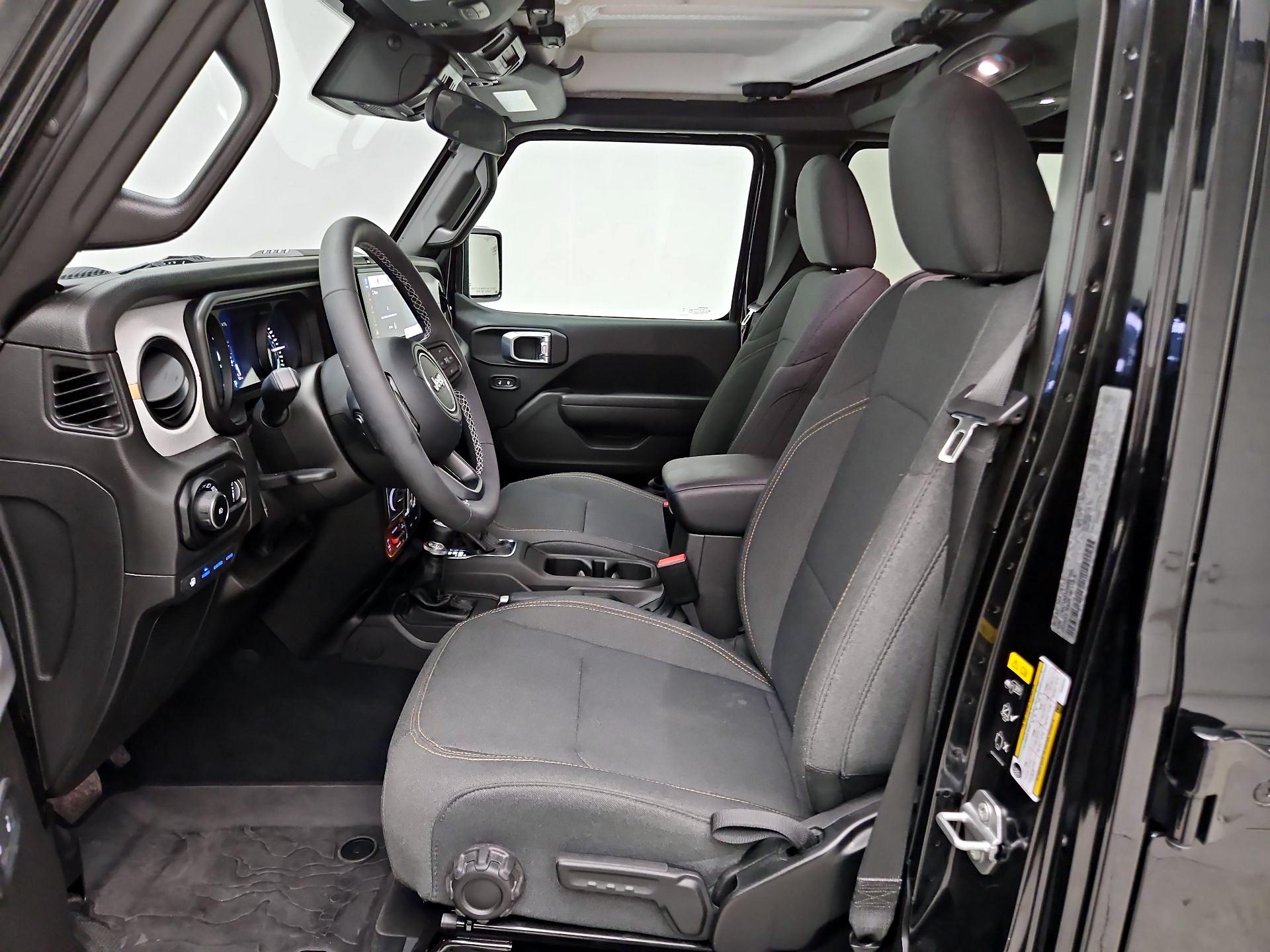 Thumbnail: 2025 Jeep Wrangler - 11