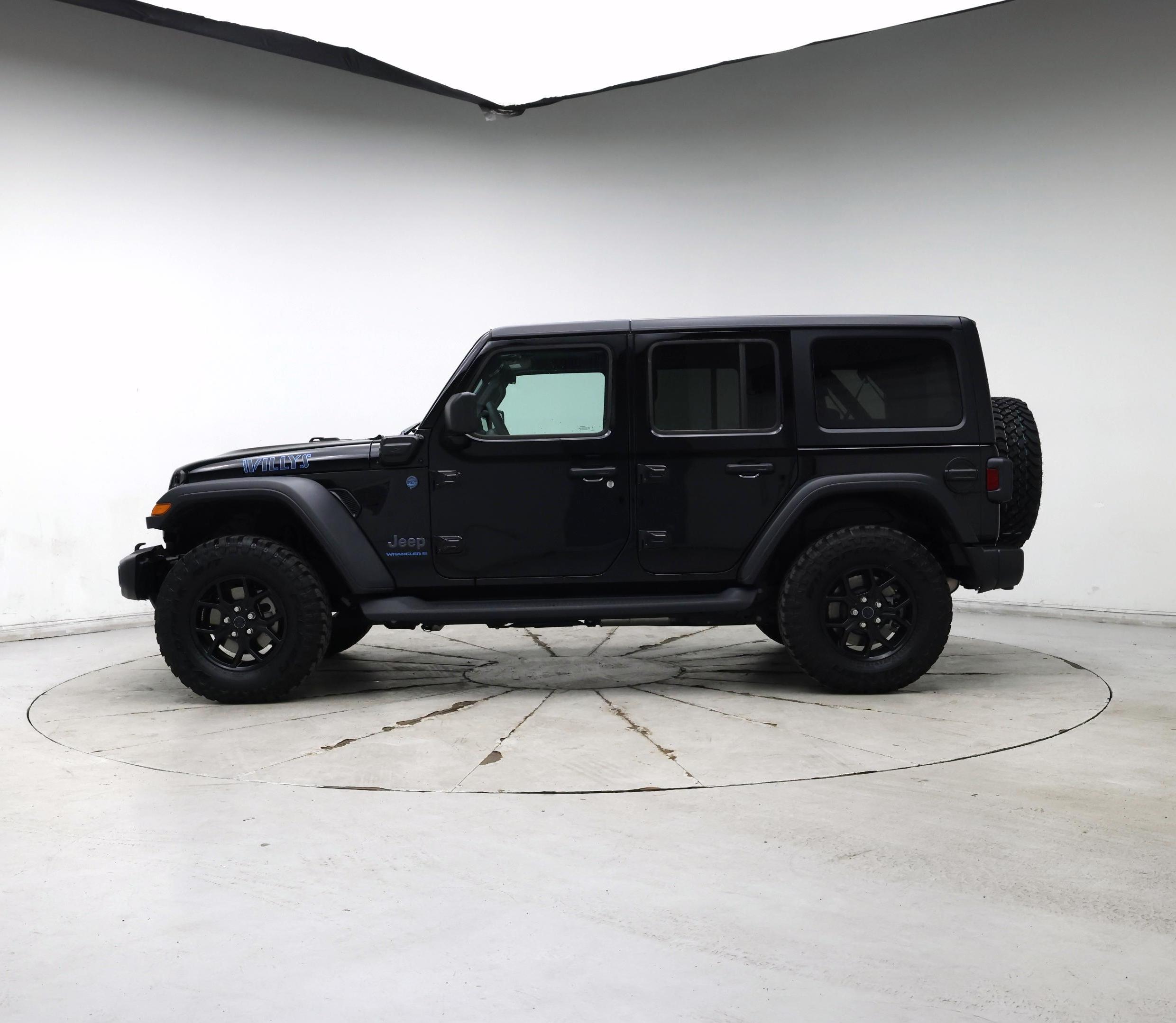 Thumbnail: 2025 Jeep Wrangler - 3