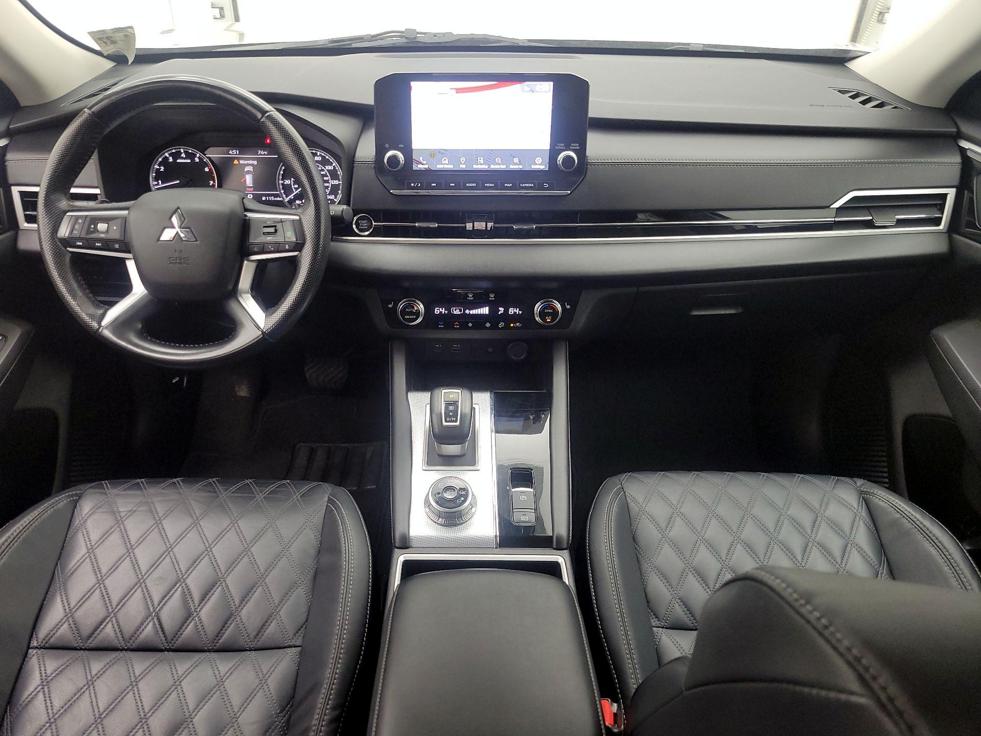 Thumbnail: 2022 Mitsubishi Outlander - 9
