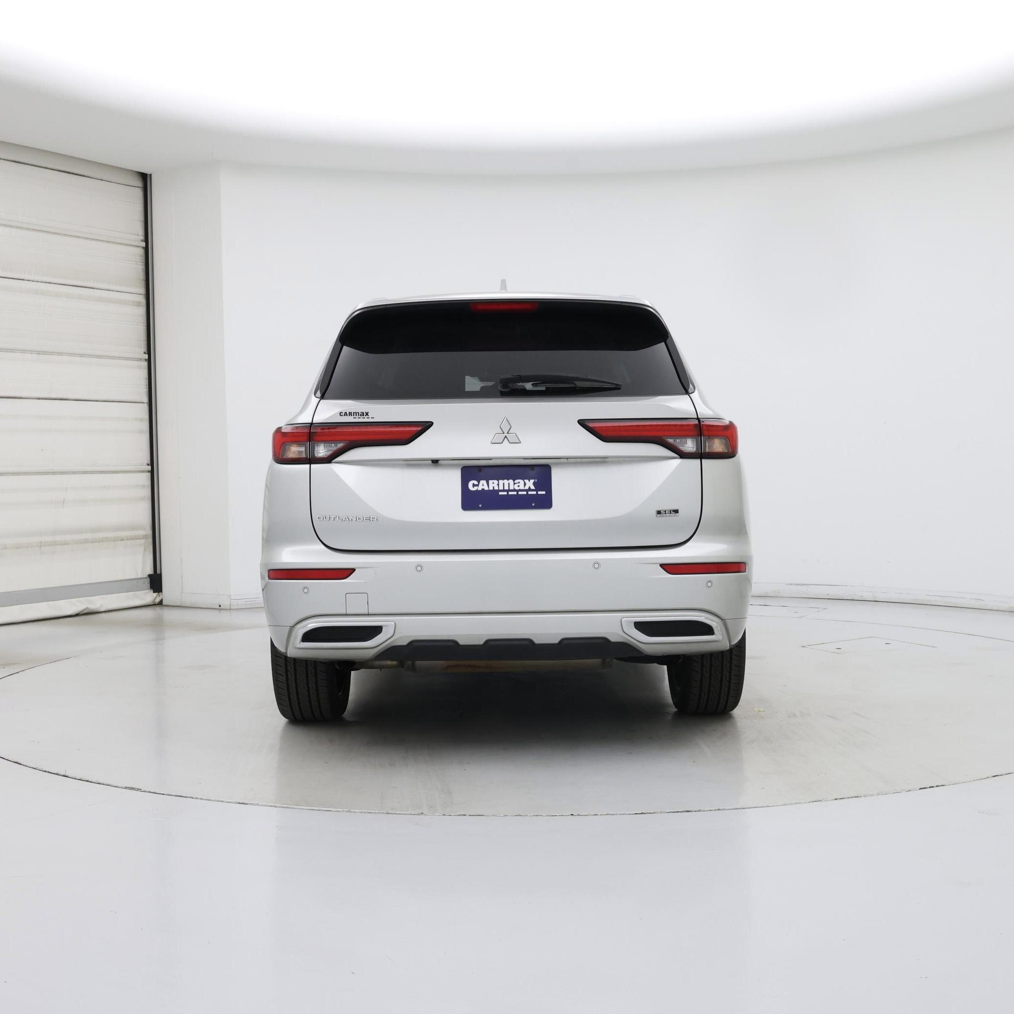 Thumbnail: 2022 Mitsubishi Outlander - 6