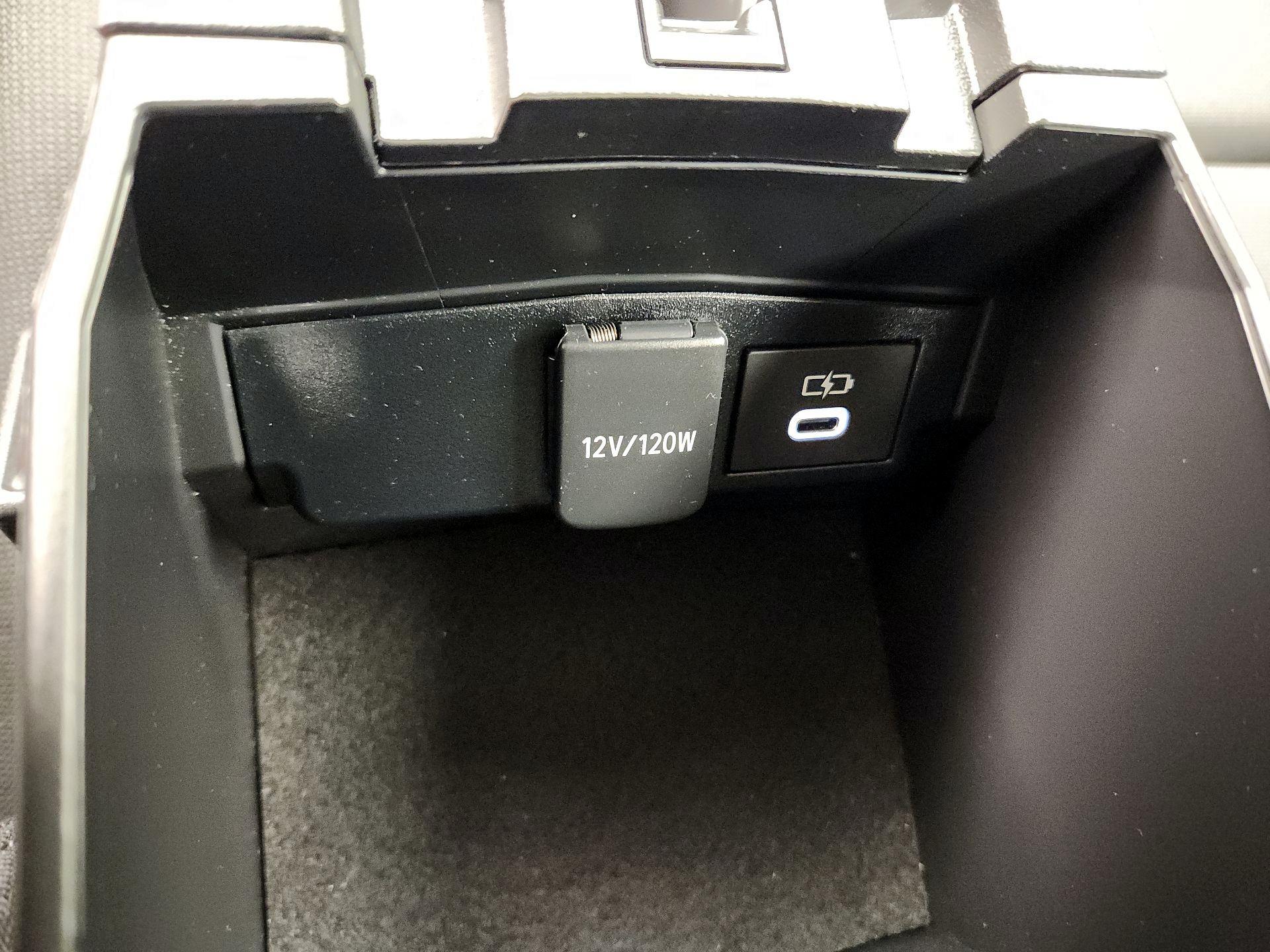 Thumbnail: 2024 Toyota Corolla - 18