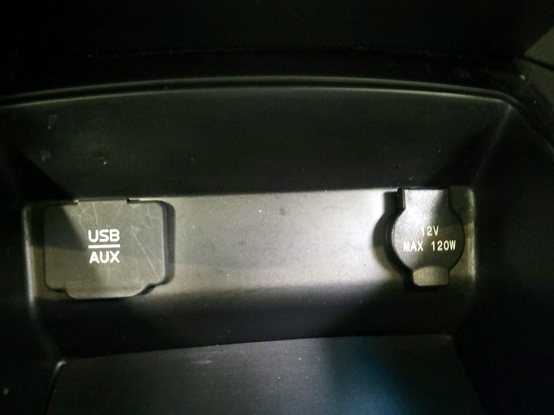 Thumbnail: 2015 Nissan Altima - 17